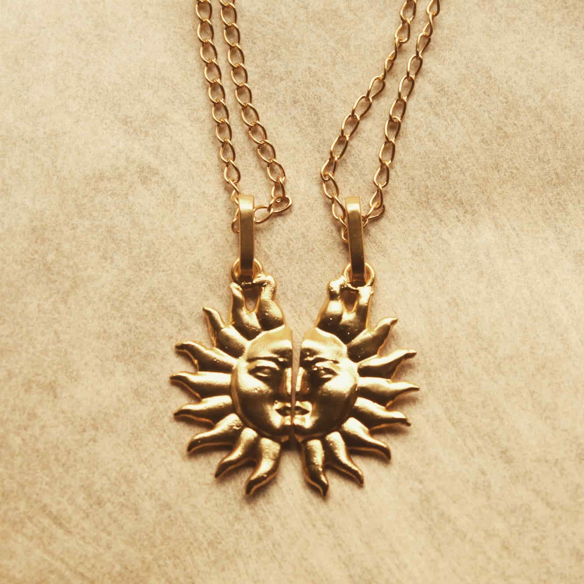 Cadena con sol media cara - miniatura 4