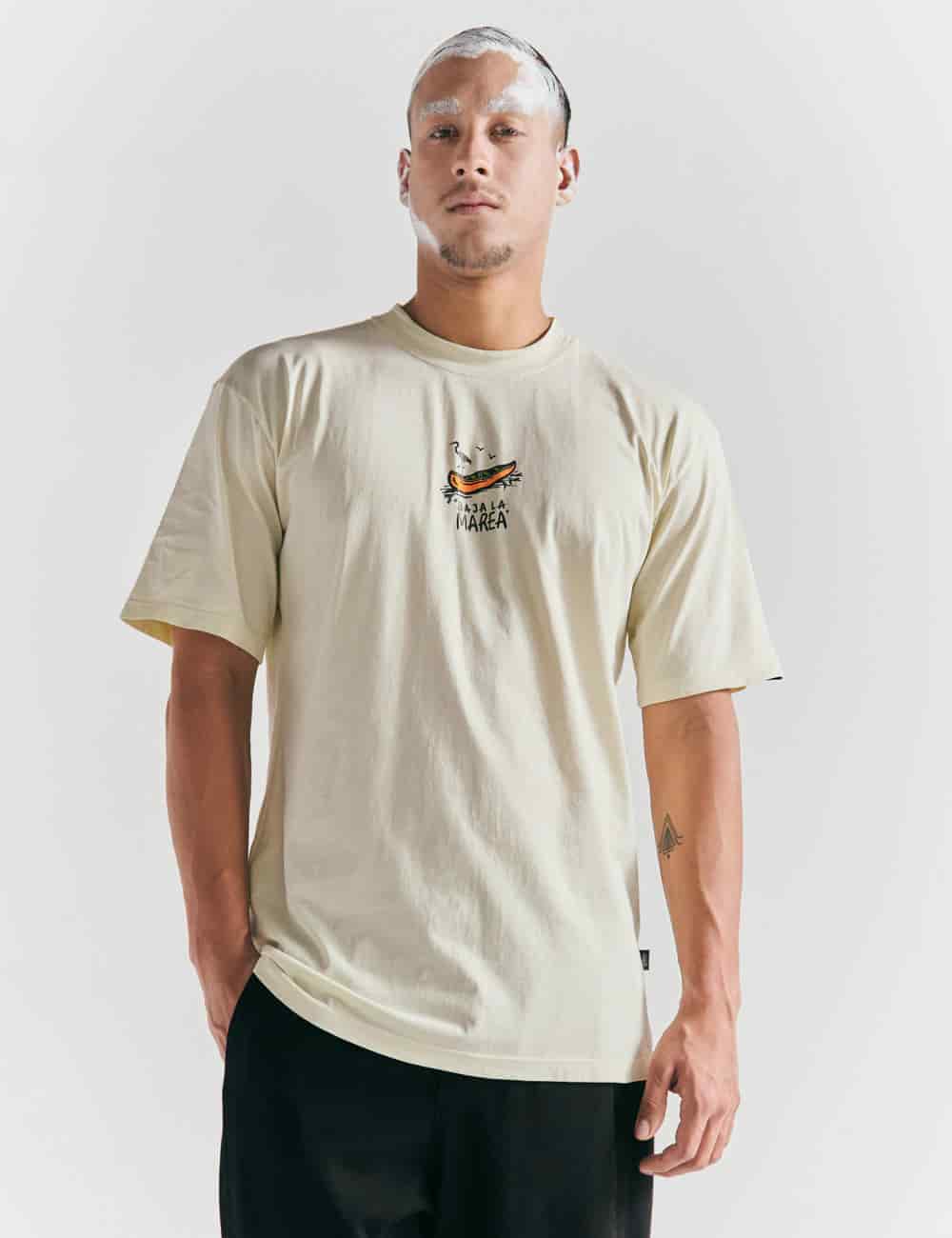 Camiseta Oversize Baja la marea  amarillo pastel Hombre - miniatura 9