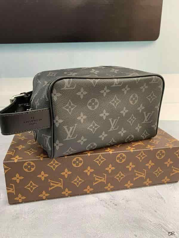 NECESER LOUIS VUITTON NEGRO CON GRIS - miniatura 1