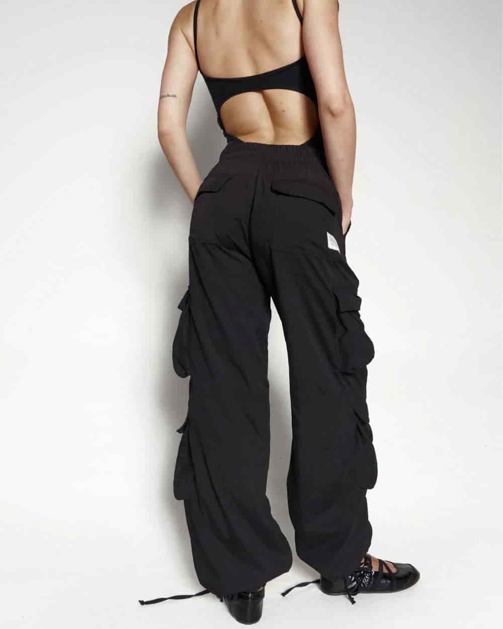 BLACK PARACHUTE PANTS - miniatura 8