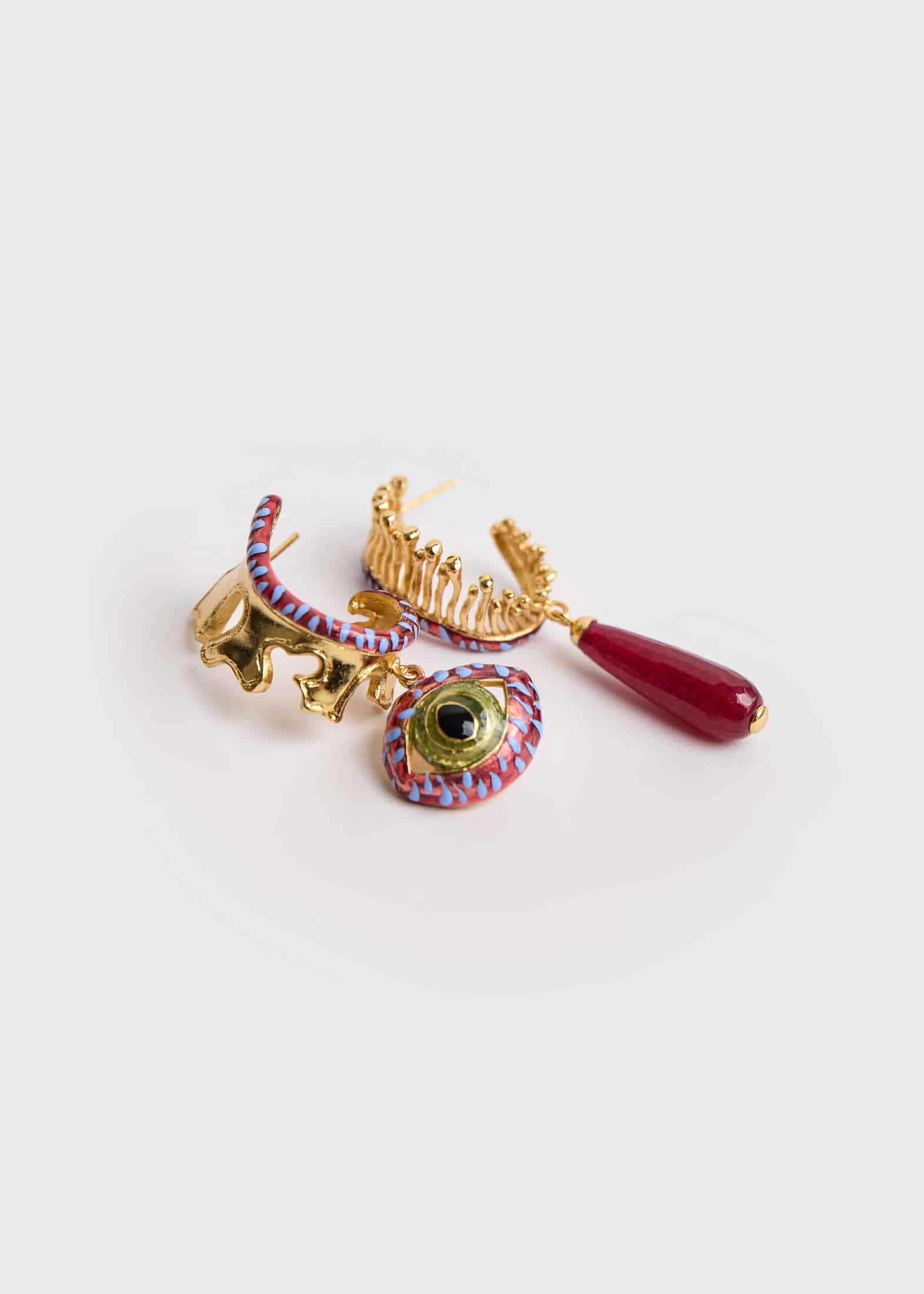 CAT DROP BURGUNDY EARRINGS - miniatura 4