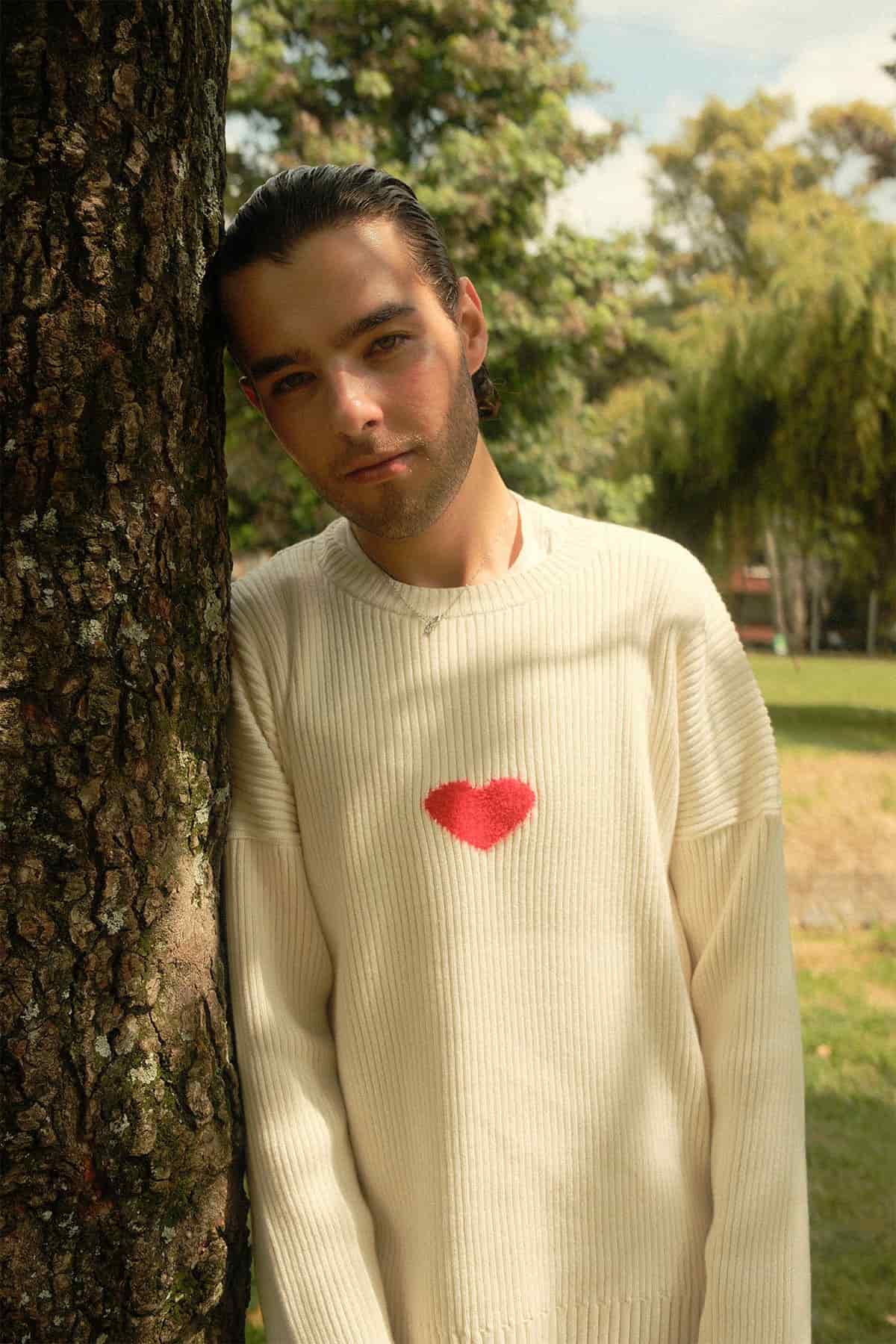 FUZZY HEART SWEATER IVORY - miniatura 4