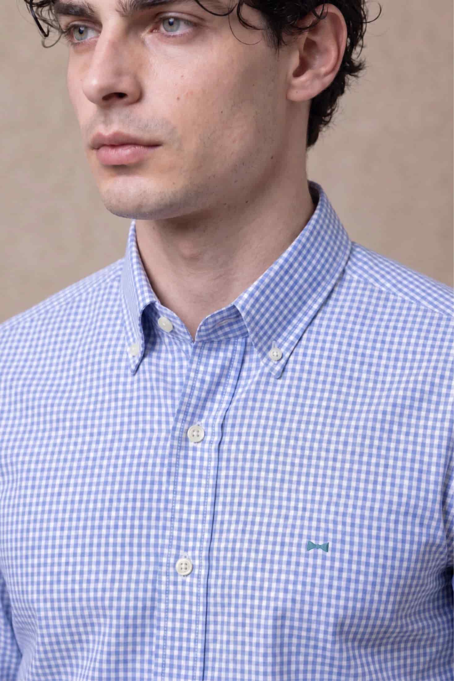Camisa Antimanchas Popelina Cuadros Azul Claro Logo Combinado - miniatura 13