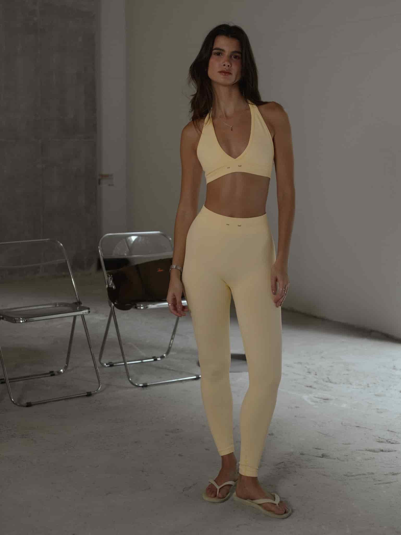 WIRED LINES SEAMLESS LEGGINGS - YELLOW UNDERTONE - miniatura 9