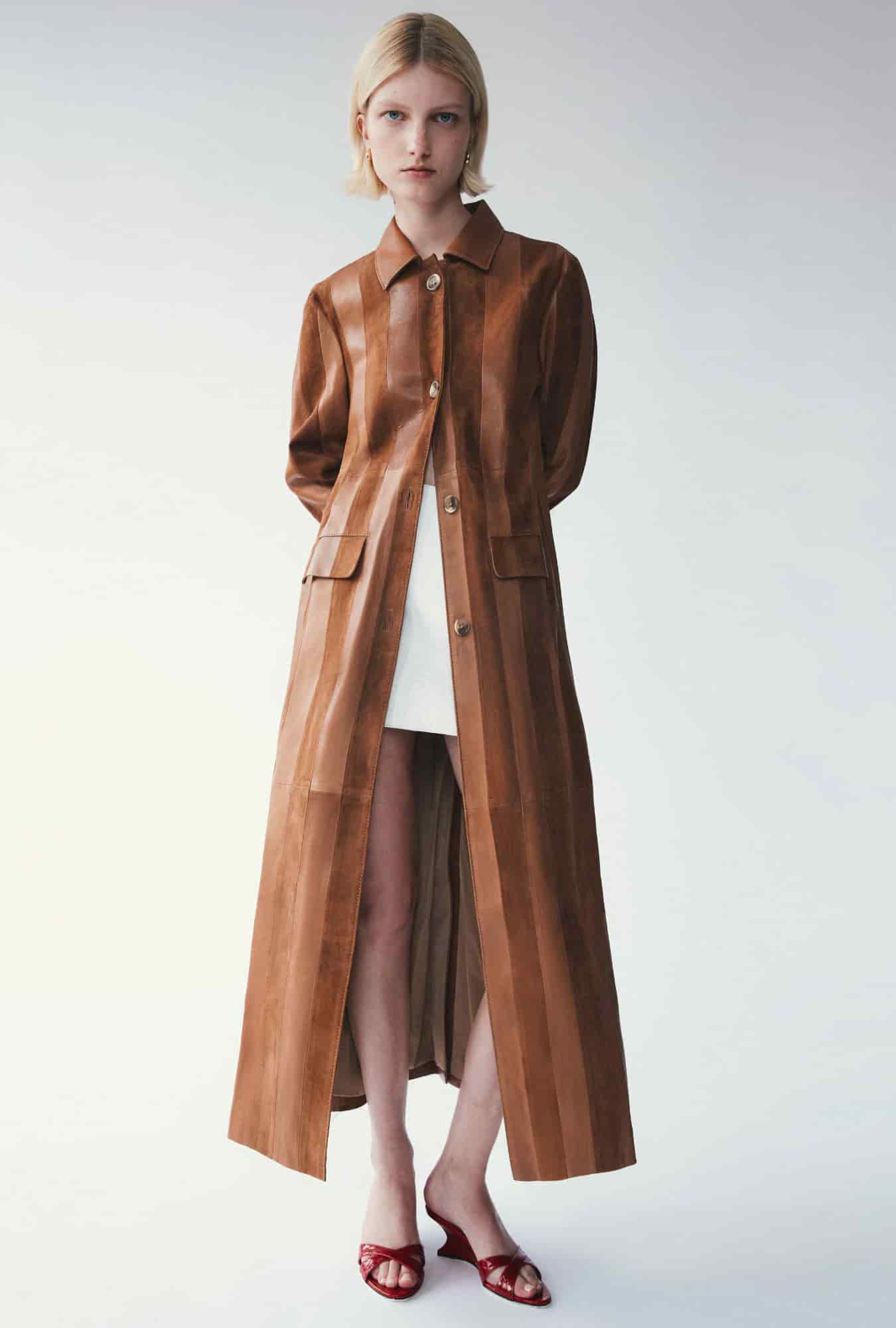 The	Beacon Coat - miniatura 2