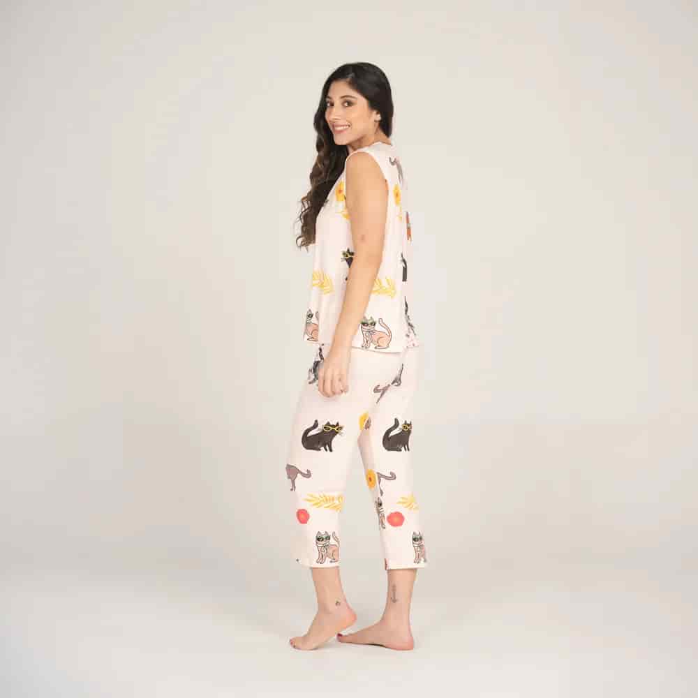 Conjunto de Pijama Pantalón Capri Gatuna. - miniatura 6