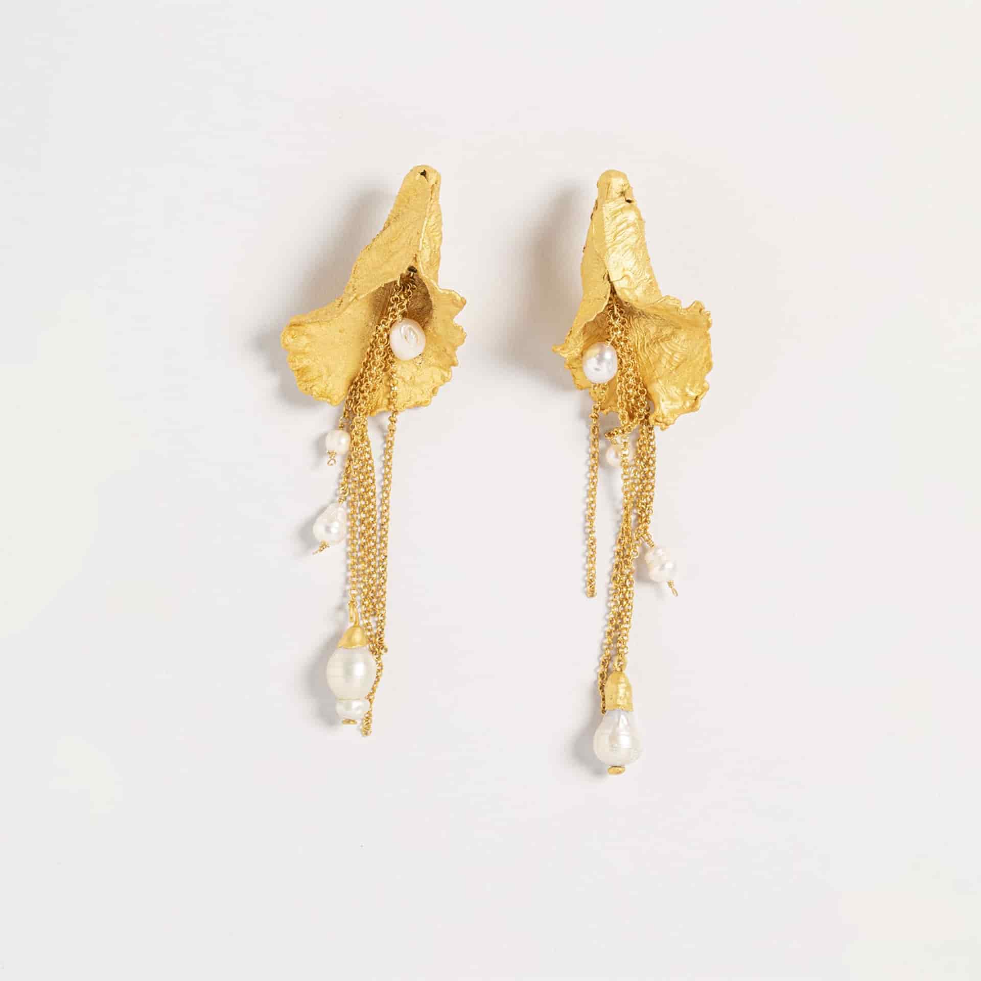 ARETES LABELLUM CON CADENAS Y PERLAS - miniatura 1