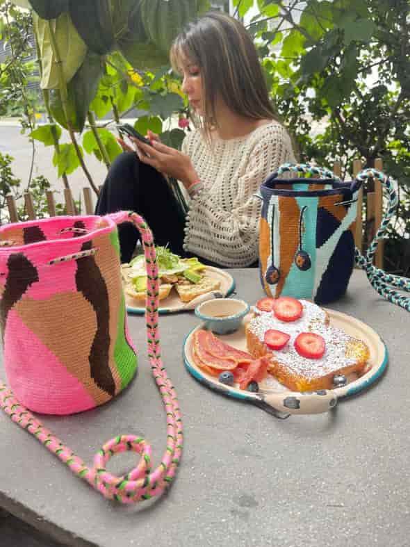 MAKKI MINI POUCH WITH POM POMS - SERENATA - miniatura 9
