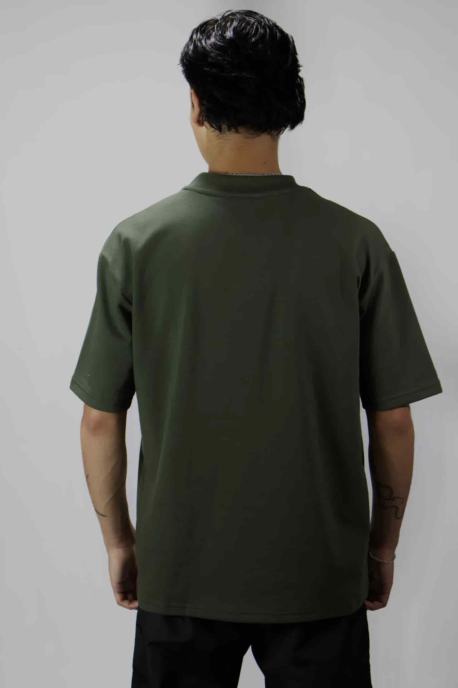 CAMISETA VERDE MILITAR 14078 OVERSIZE - miniatura 4