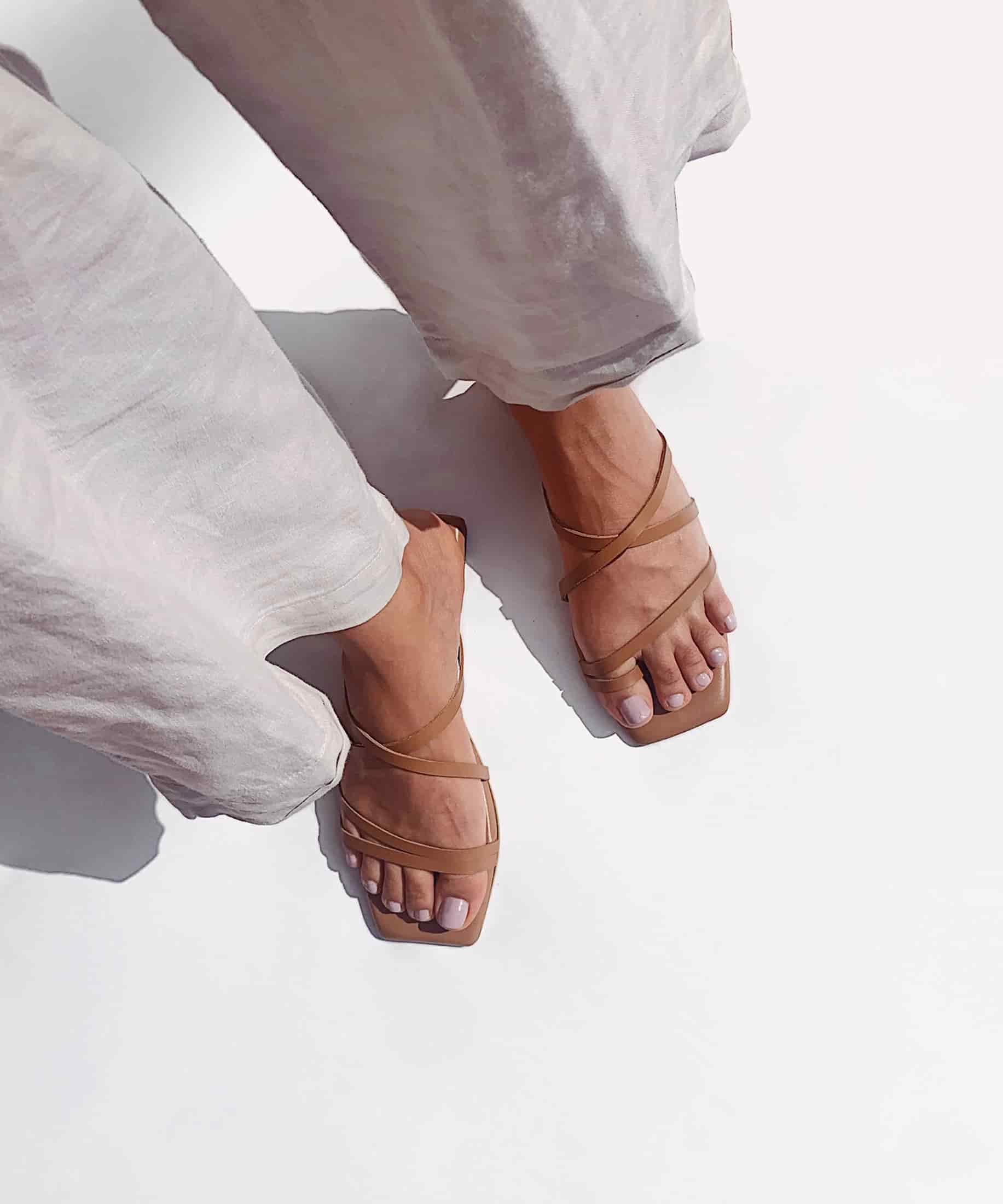 Isla sandals - Café (Mocha Mousse) - miniatura 2