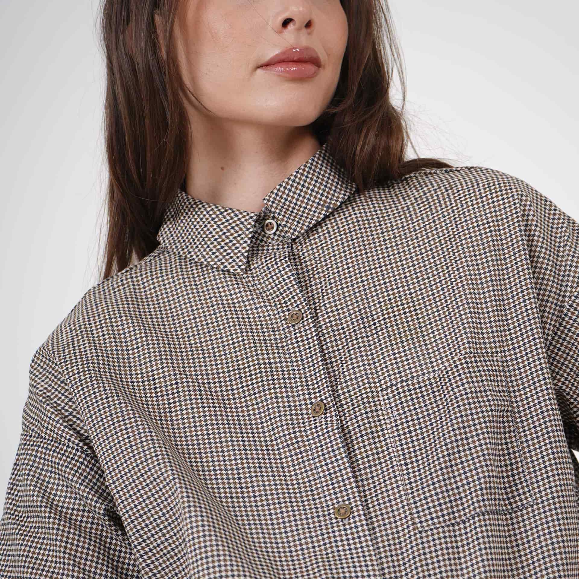 Blusa de cuadros cuello camisero manga corta con estampado Live - miniatura 4