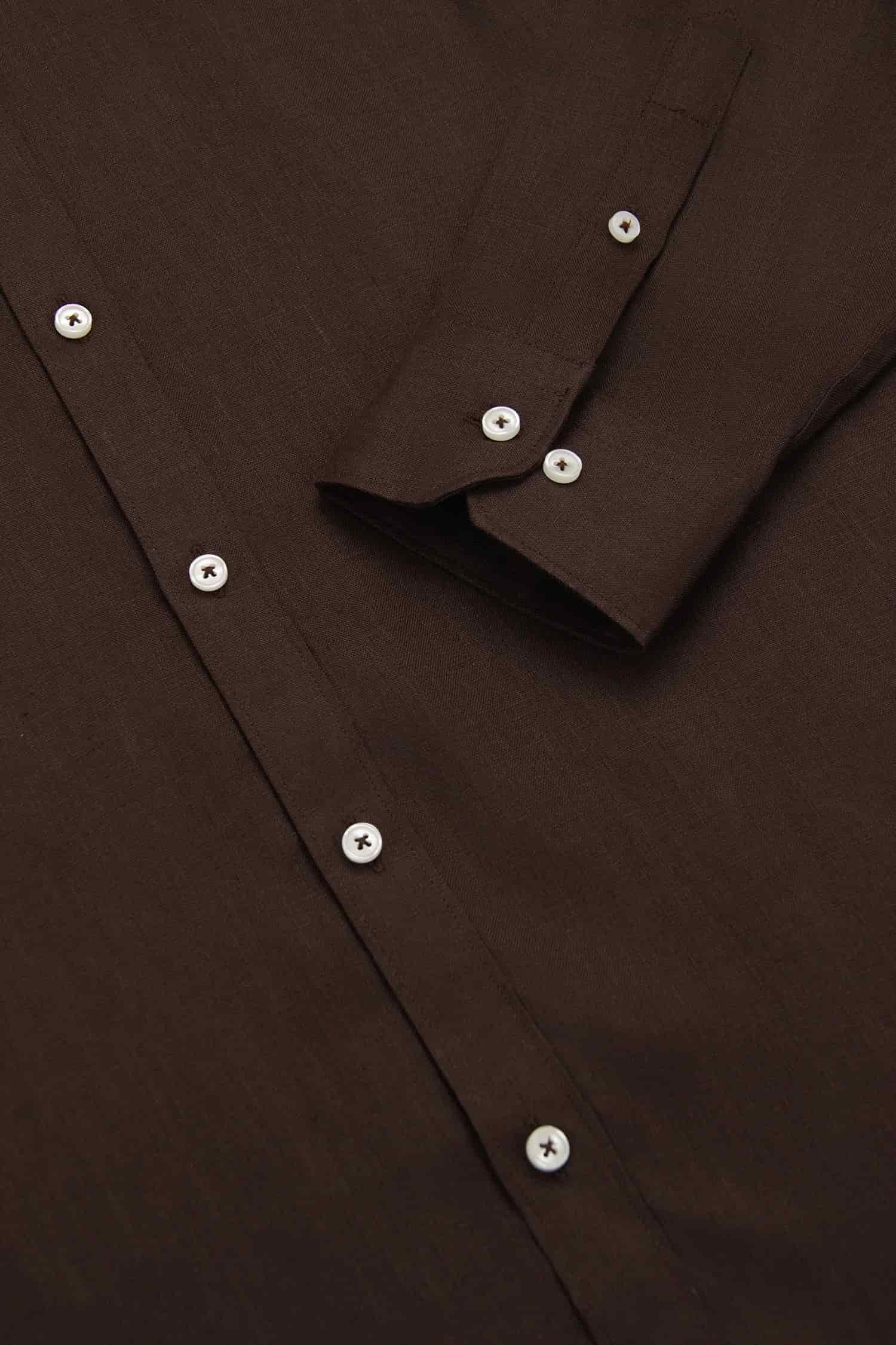 Camisa Button Down Lino Chocolate - miniatura 3