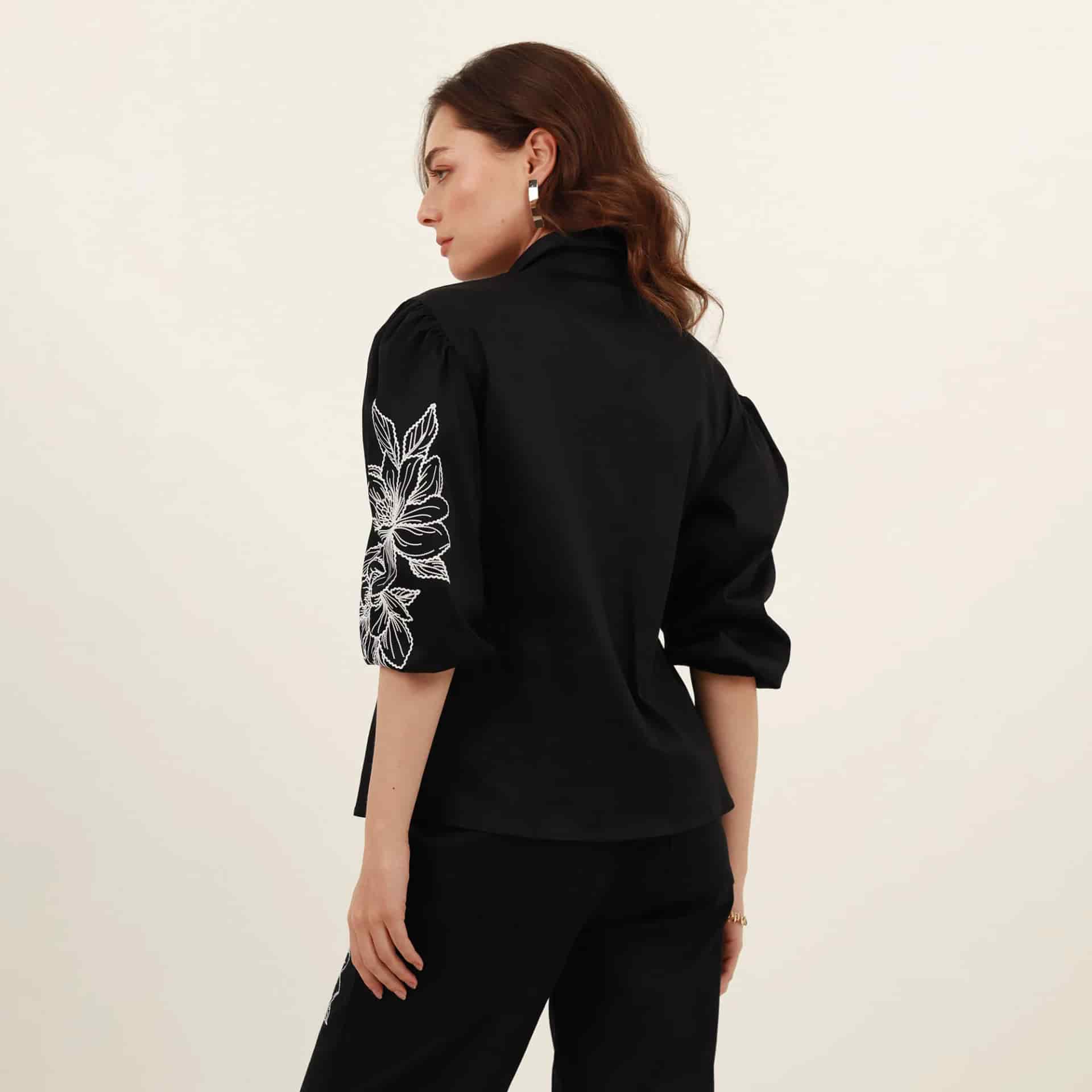 Blusa Cuello V Manga 3Cuartos - miniatura 5