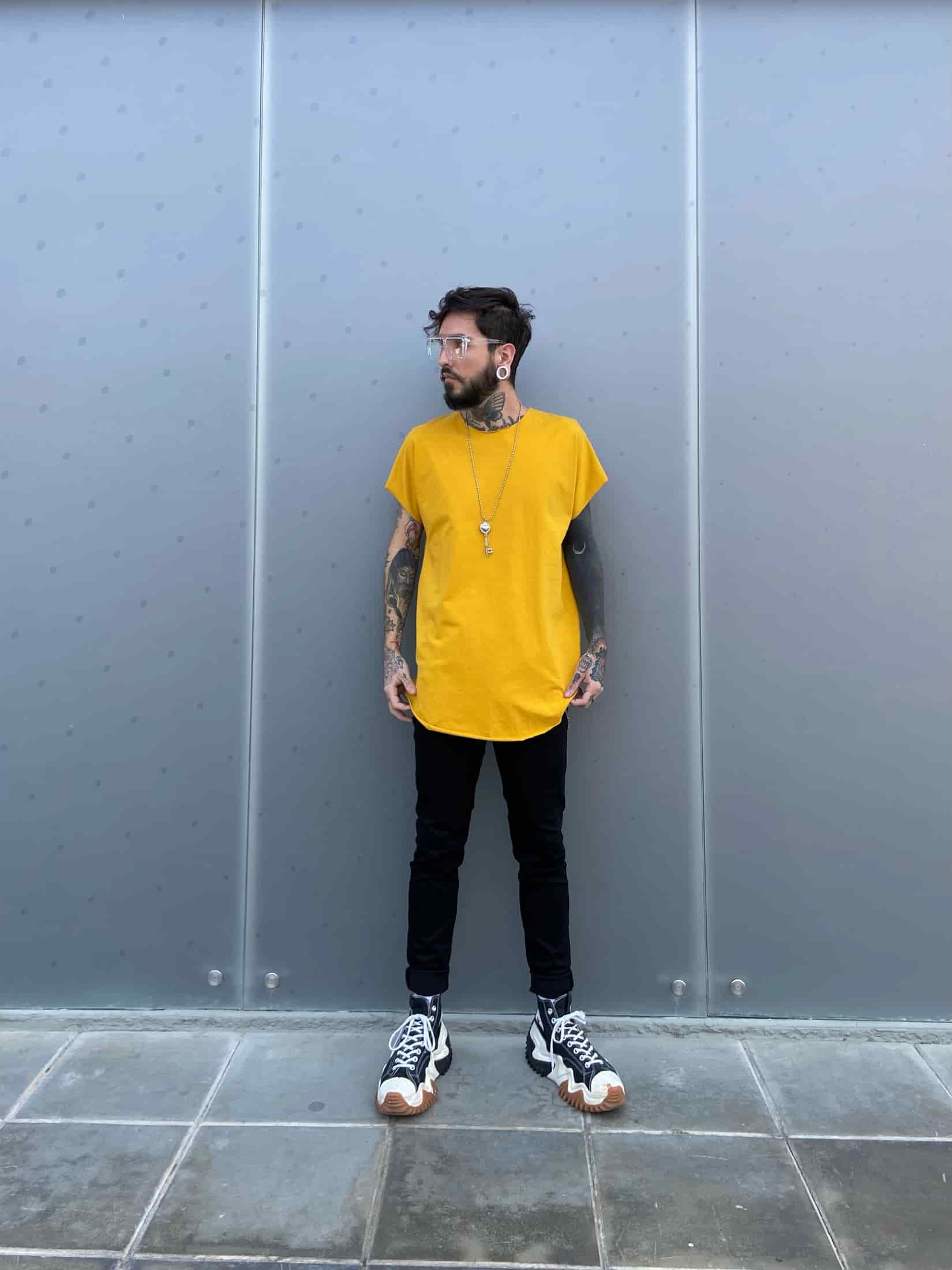 Camiseta ov mostaza - miniatura 2