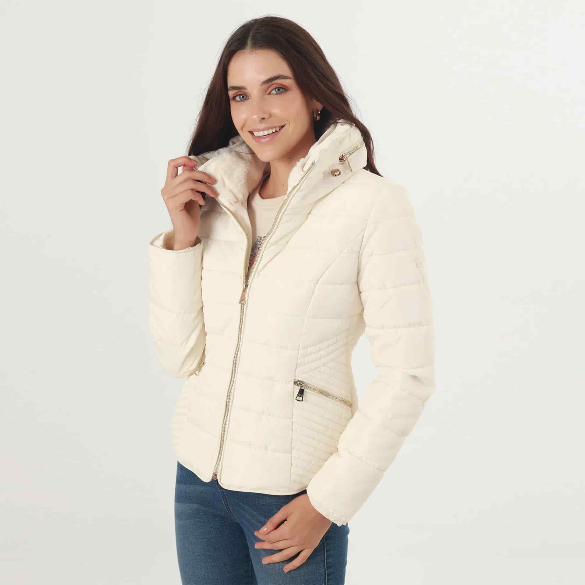 Chaqueta acolchada cuello alto con capucha interna - miniatura 44
