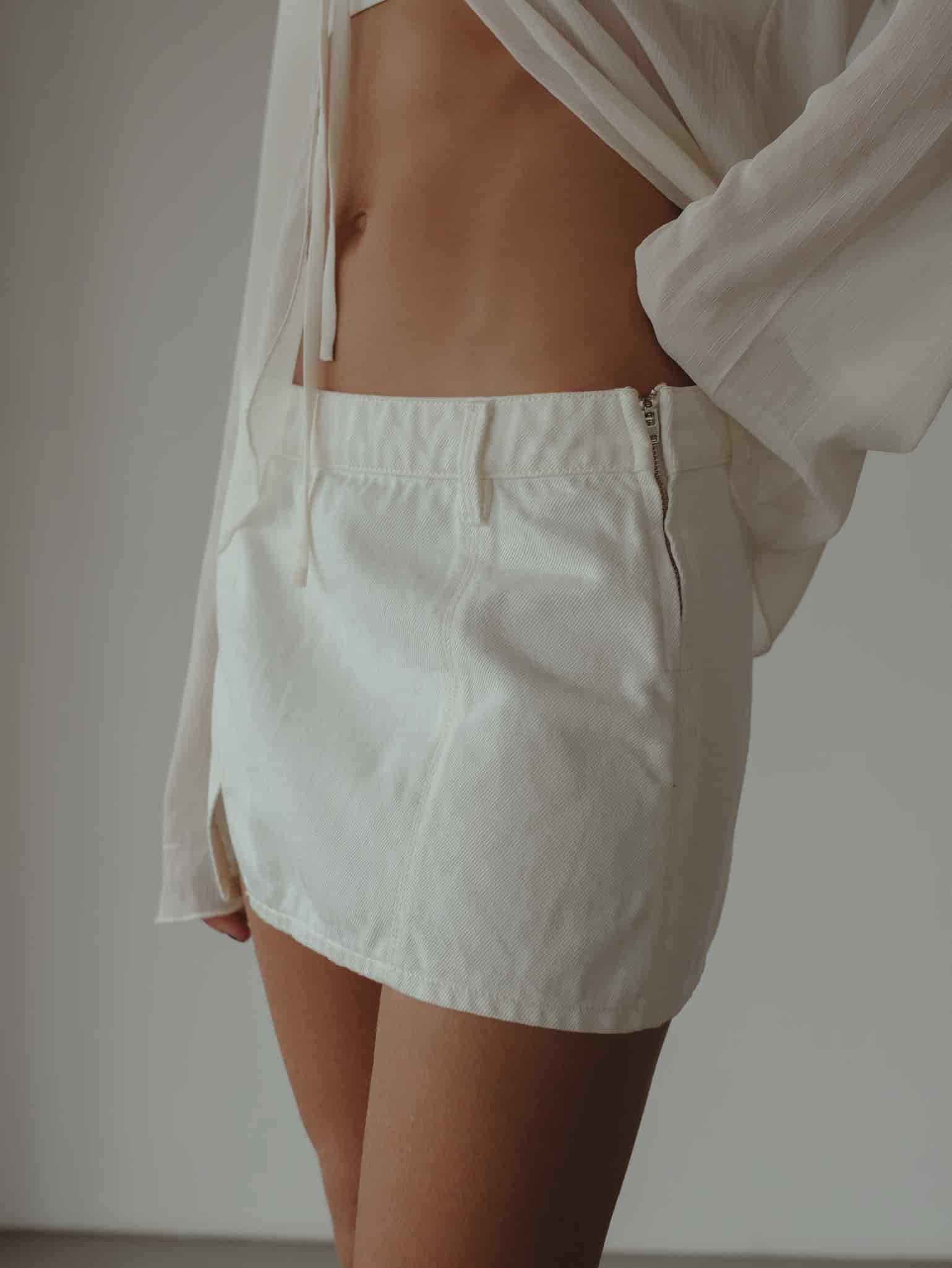 DENIM MINI SKIRT - SOFT WHITE - miniatura 5