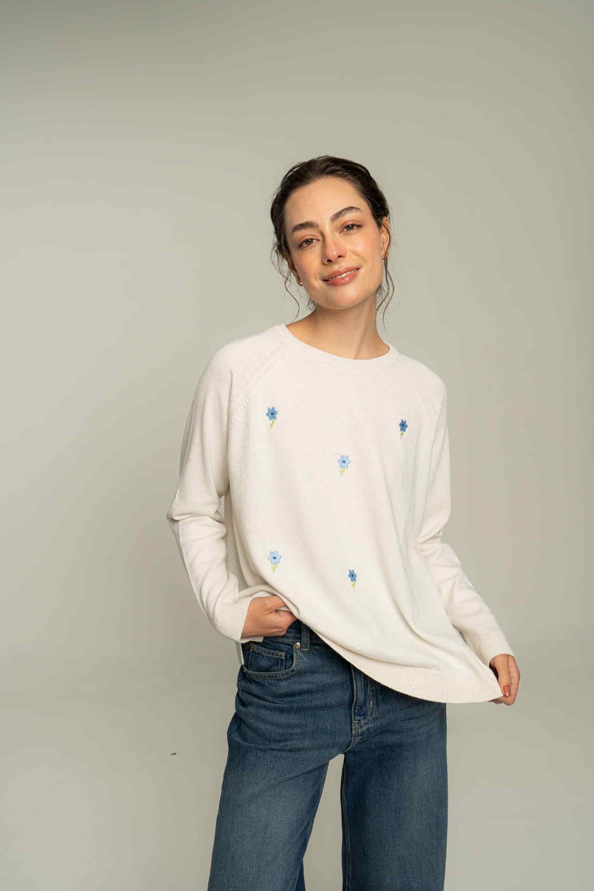 Sweater flores bordadas - crudo - miniatura 2