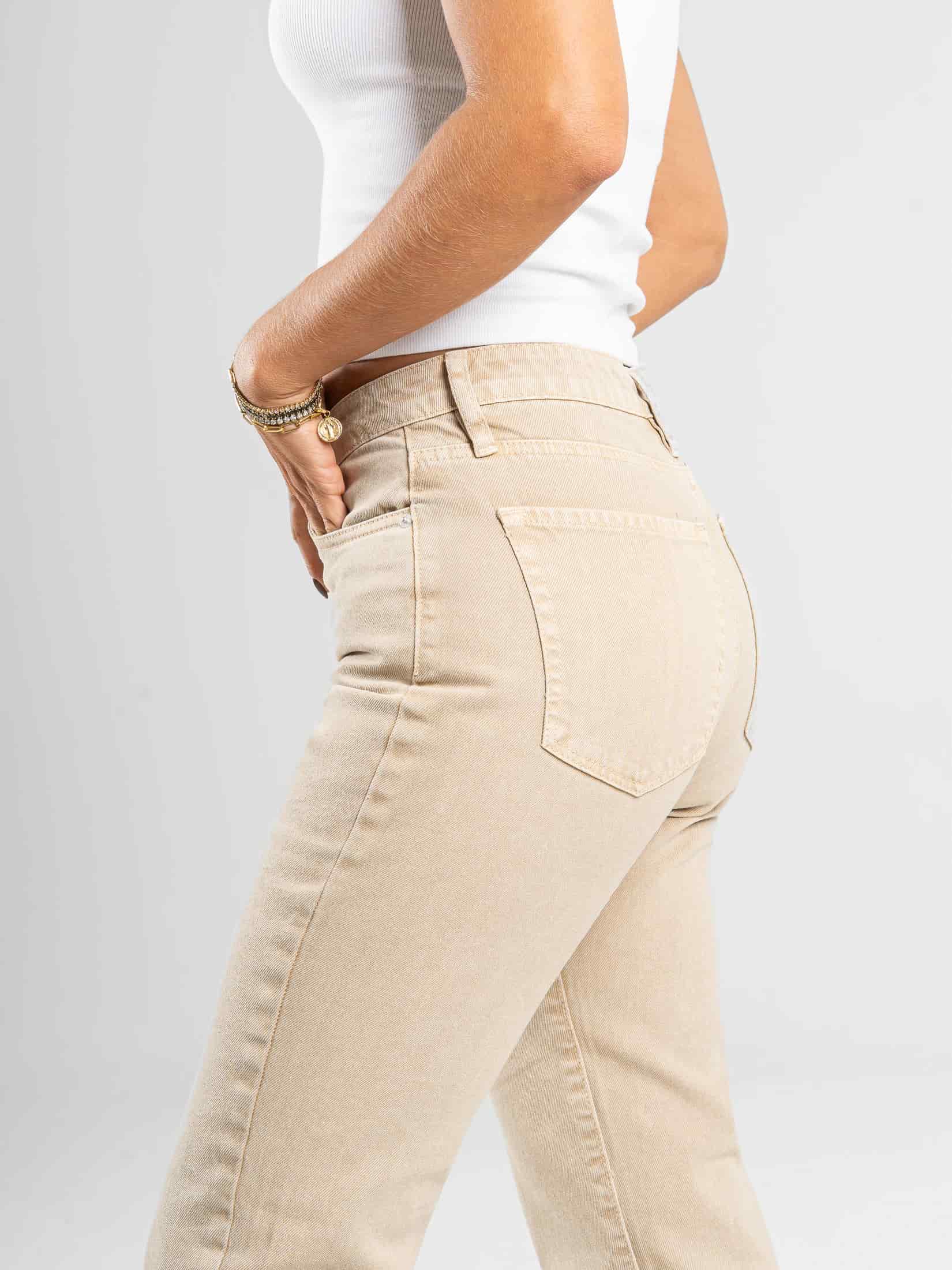 Ref: 0620526 Pantalón mom fit, rígido, tiro alto, tono caqui - miniatura 4