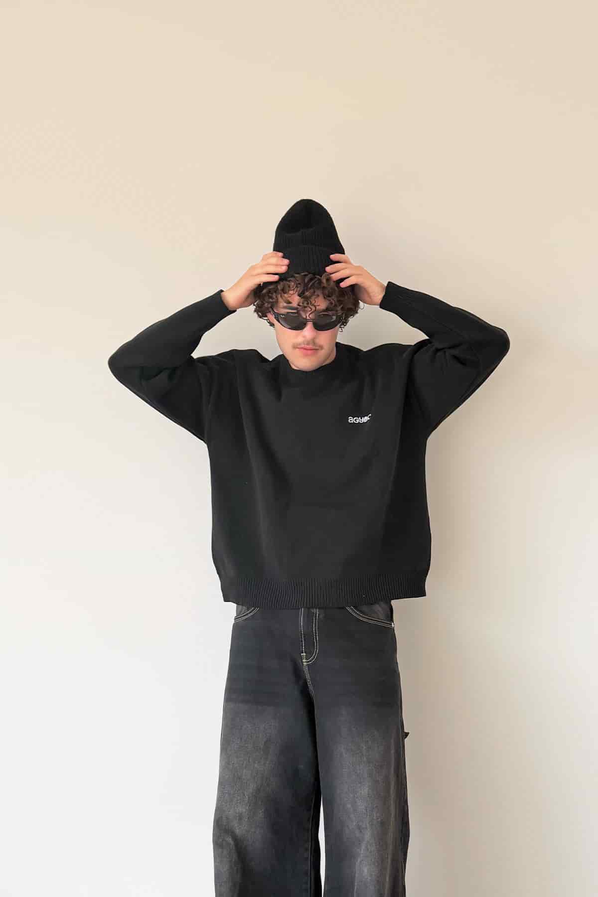 ESSENTIAL SWEATER BLACK - miniatura 2