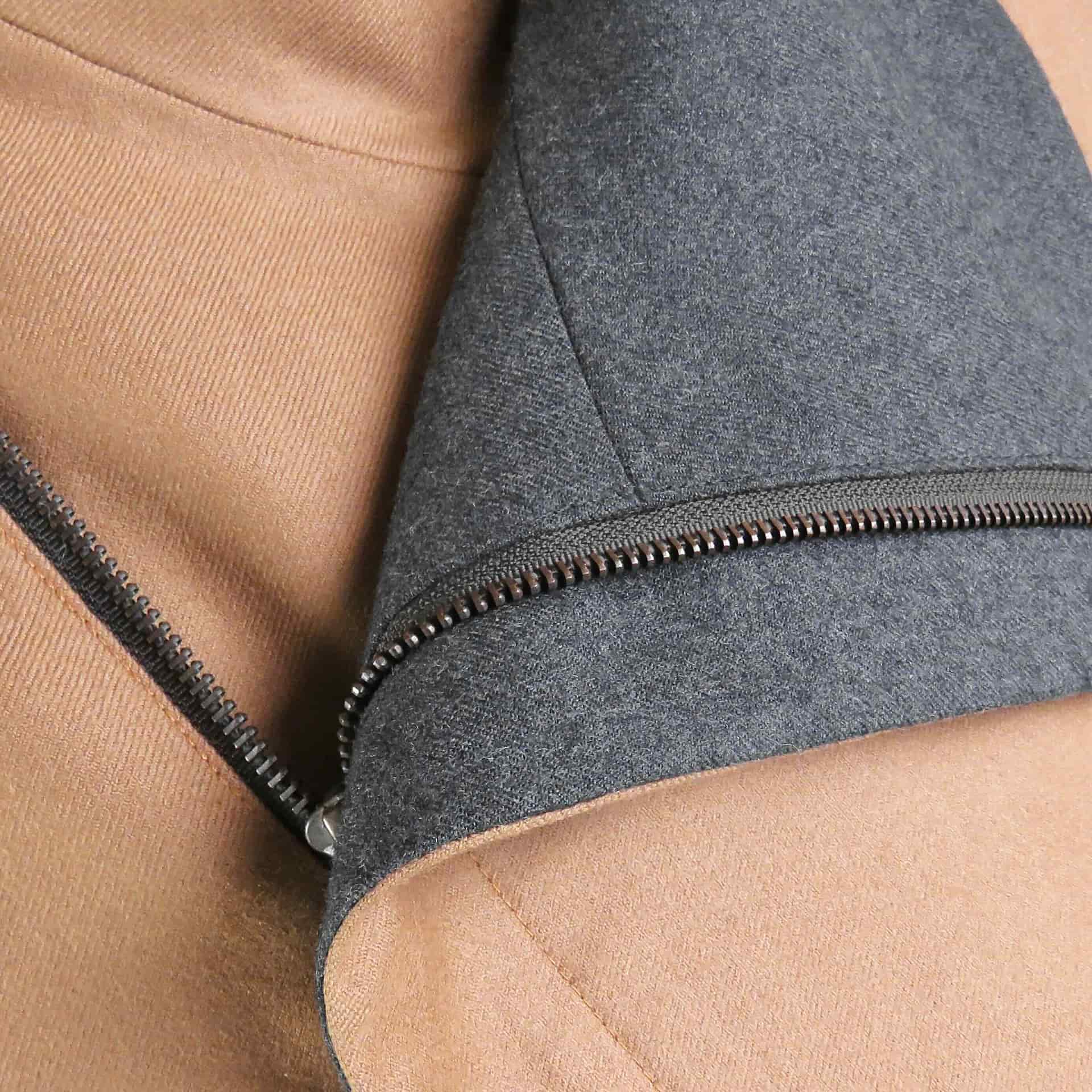 Chaqueta Larga Camel con Solapa Asimétrica - miniatura 8
