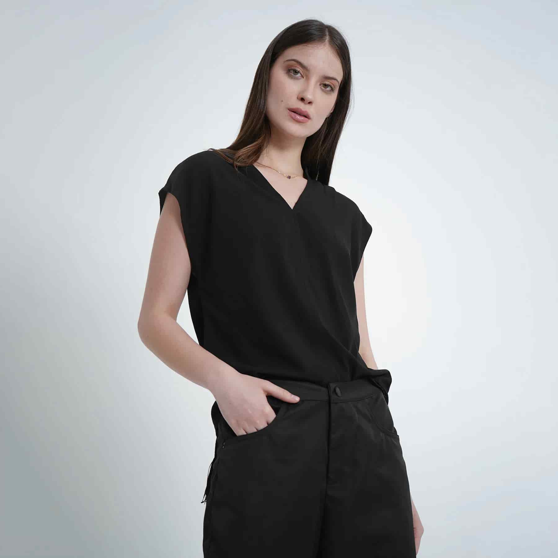 Blusa Cuello Neru Manga Sisa - miniatura 1
