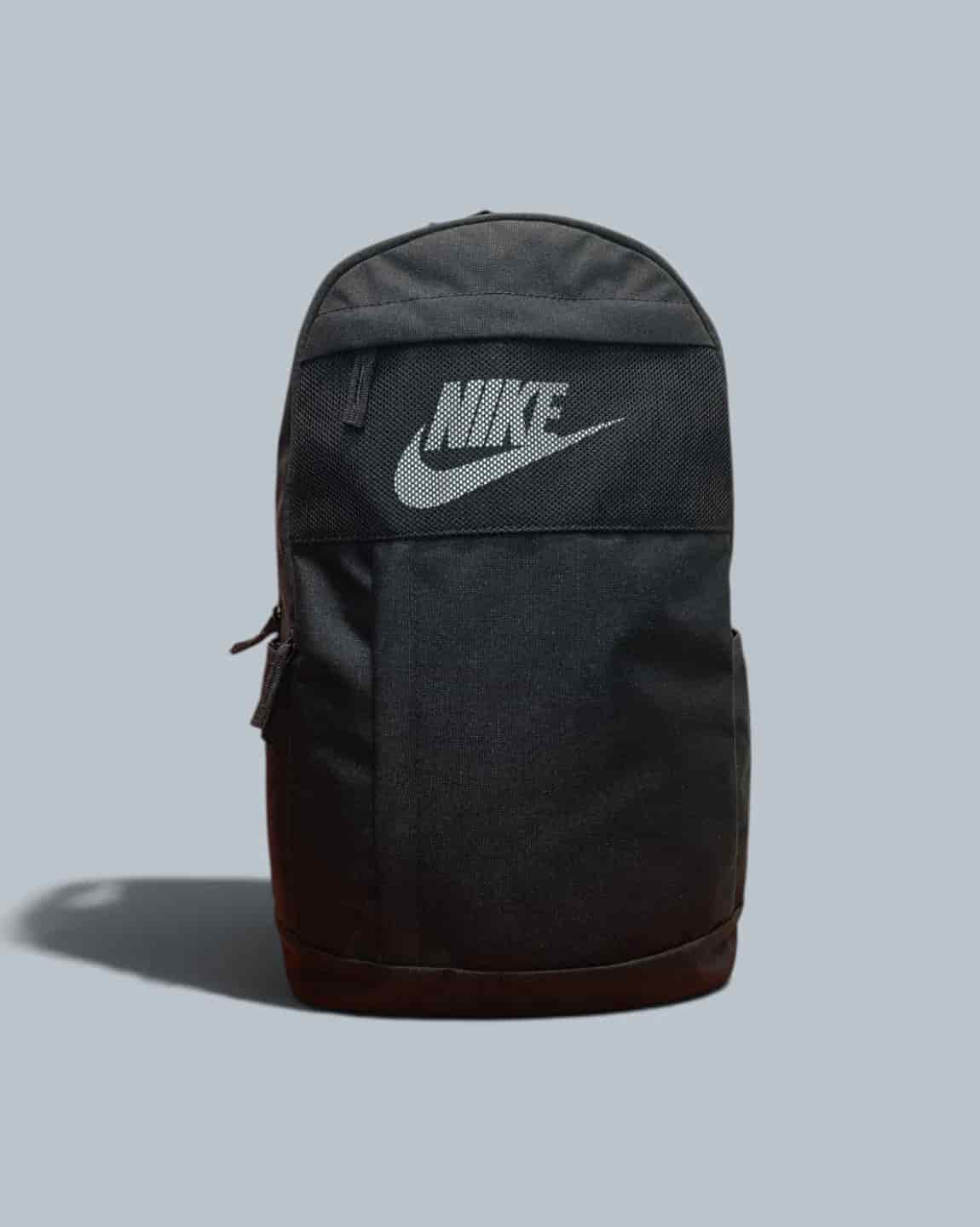 MORRAL NEGRO NIKE 21 LITROS - miniatura 1