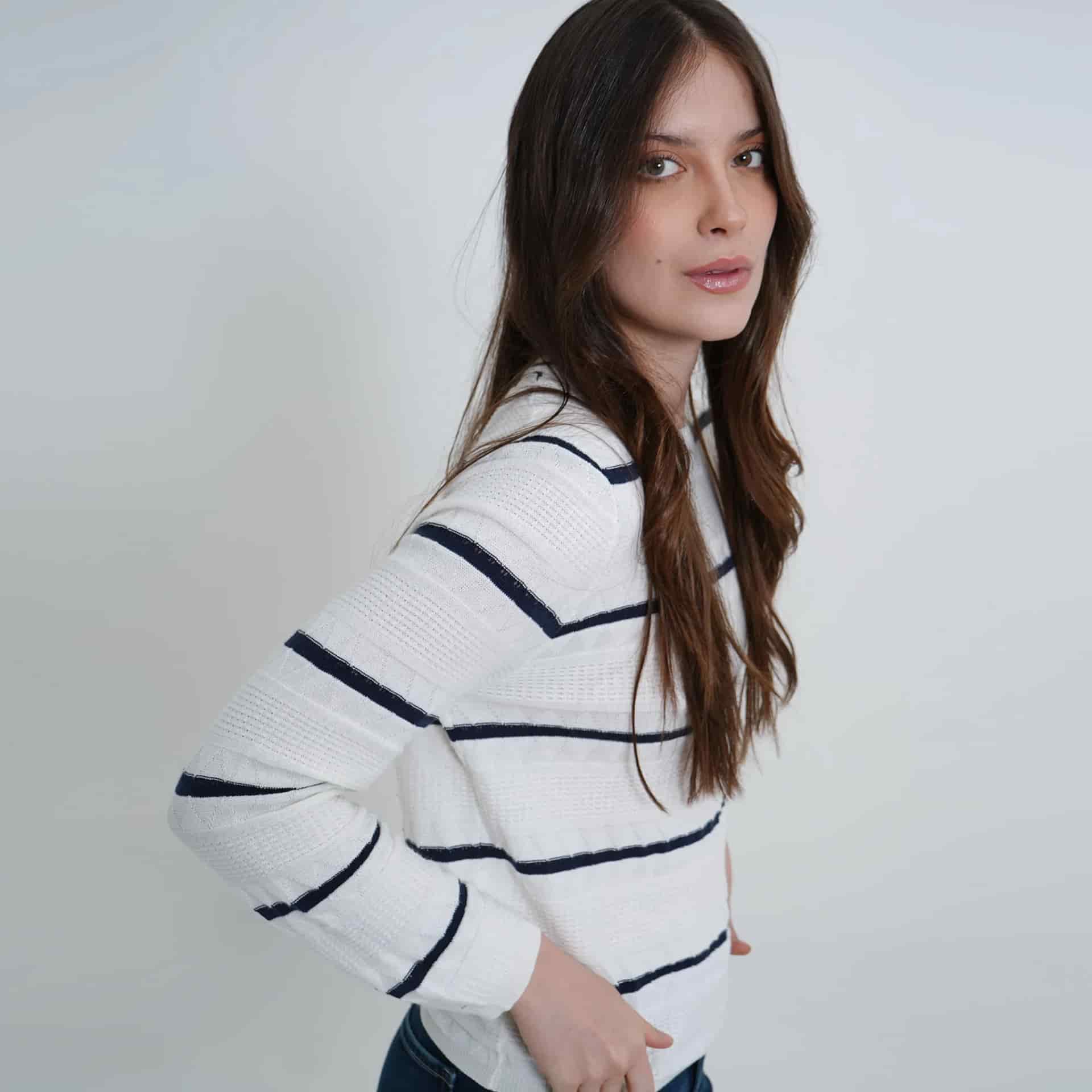 Sweater Cuello Redondo Manga Larga - miniatura 1