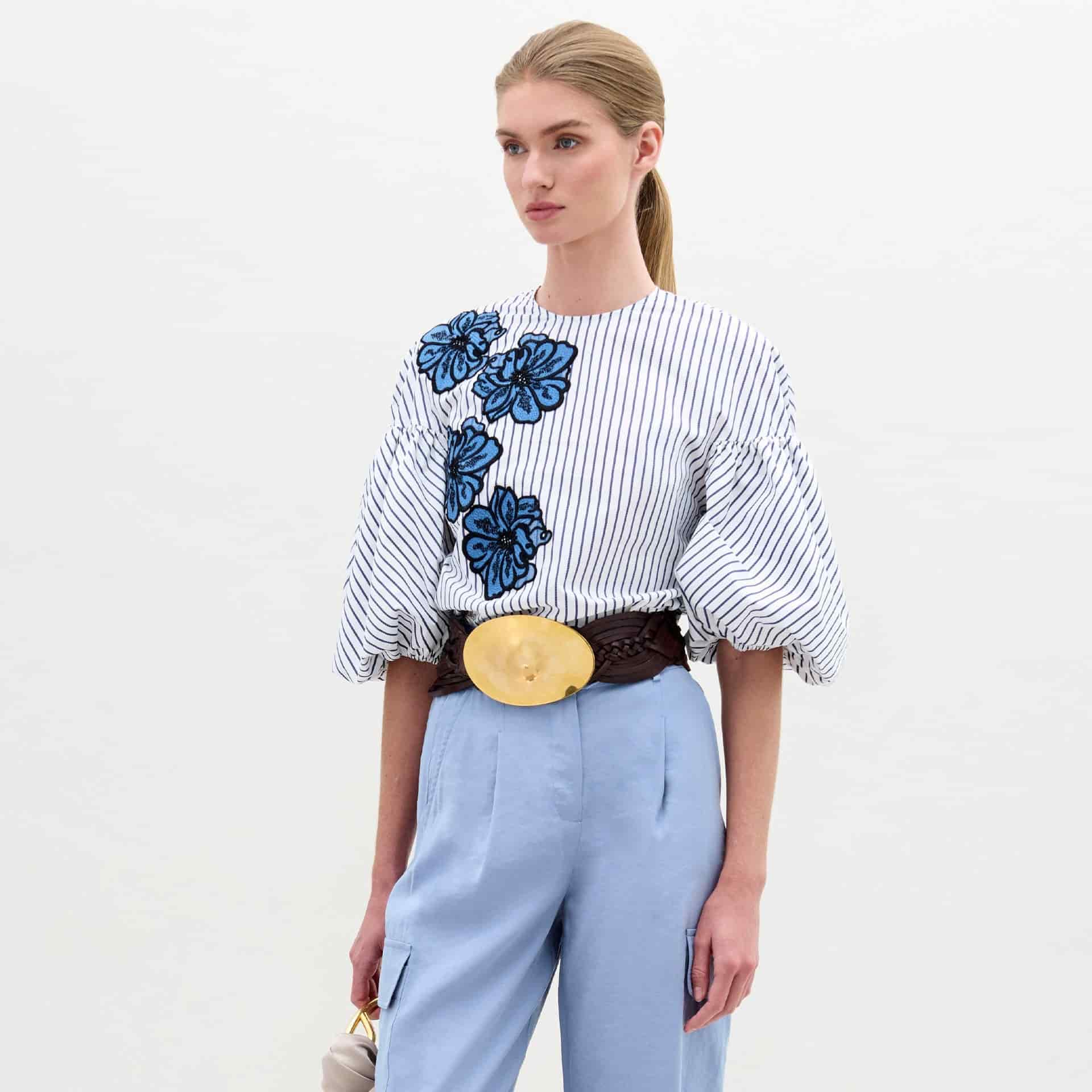 Belle Blouse - miniatura 1
