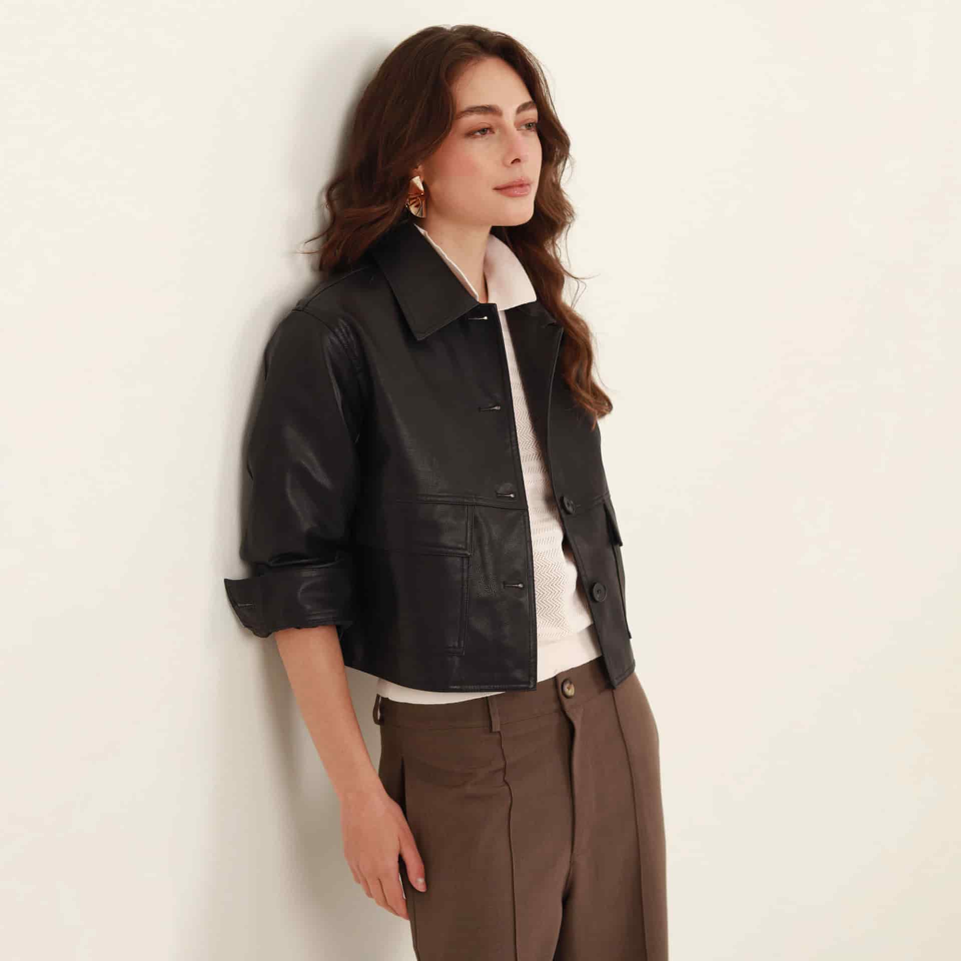 Chaqueta cazadora en cuero sintetico - miniatura 4
