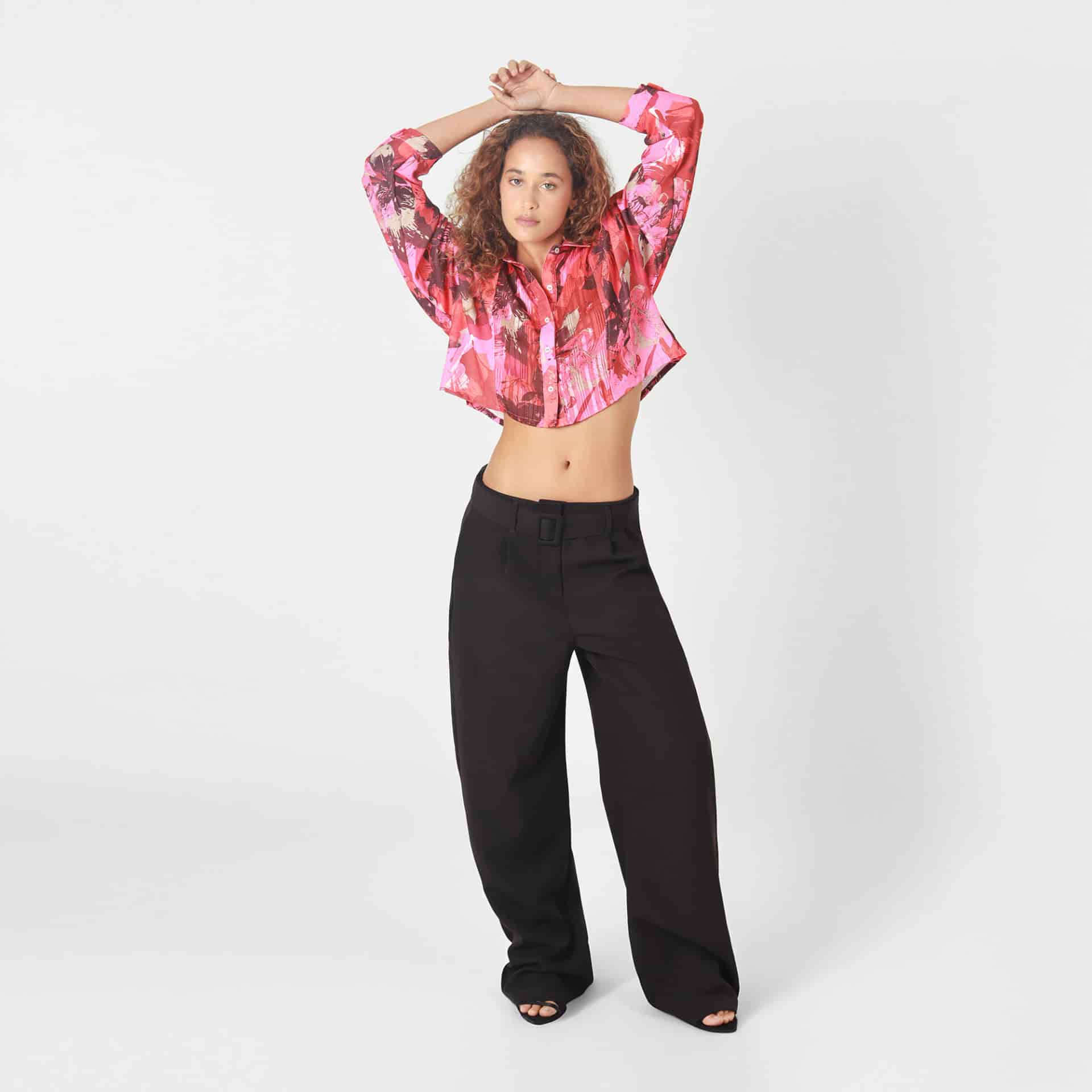 Blusa Crop Cuello Camisero Manga Larga - miniatura 6