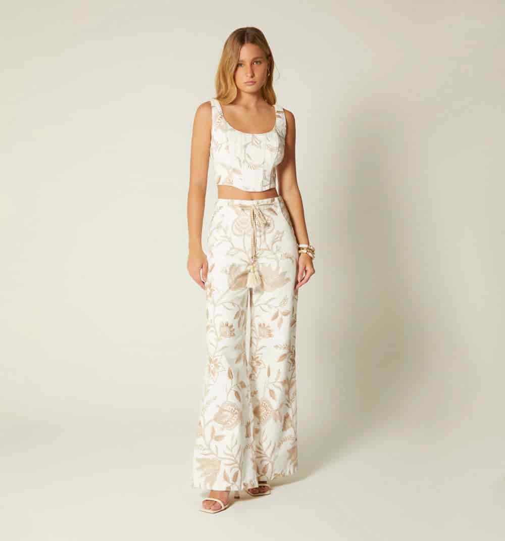 Blusa crop sisa en jacquard con cordon - miniatura 1