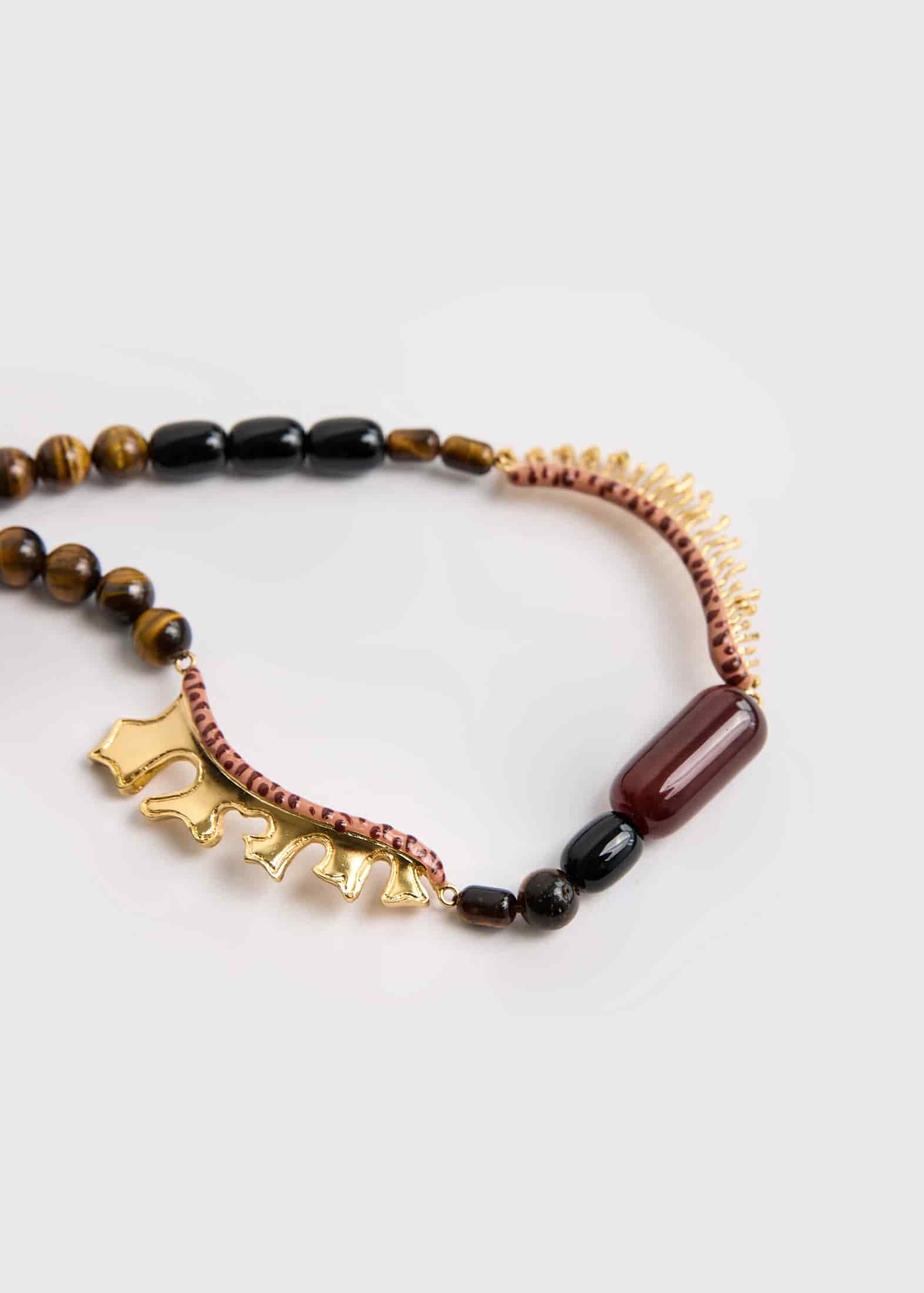 Collar Closed Eyes Burgundy - miniatura 2