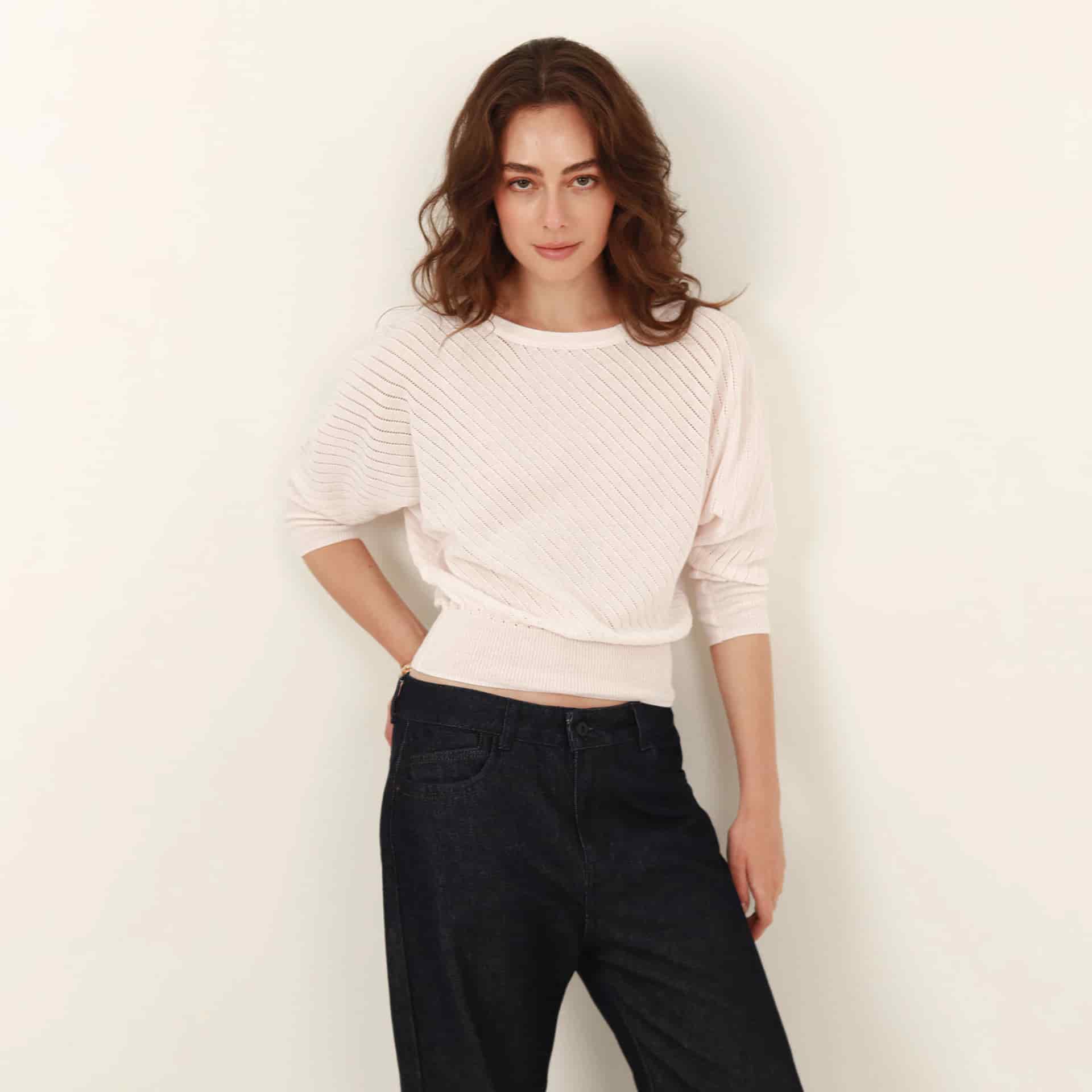 Sweater relajado cuello redondo manga amplia - miniatura 1