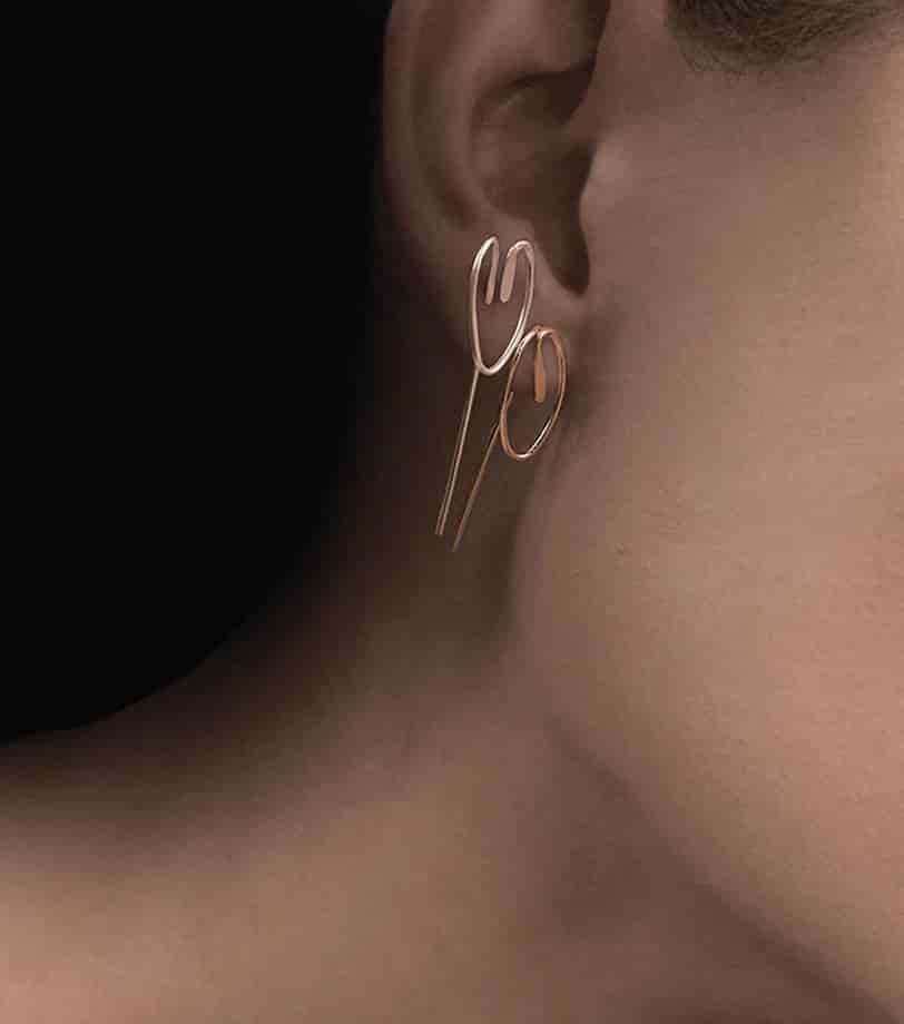 Aretes Brisa Cortos Dorado - miniatura 2