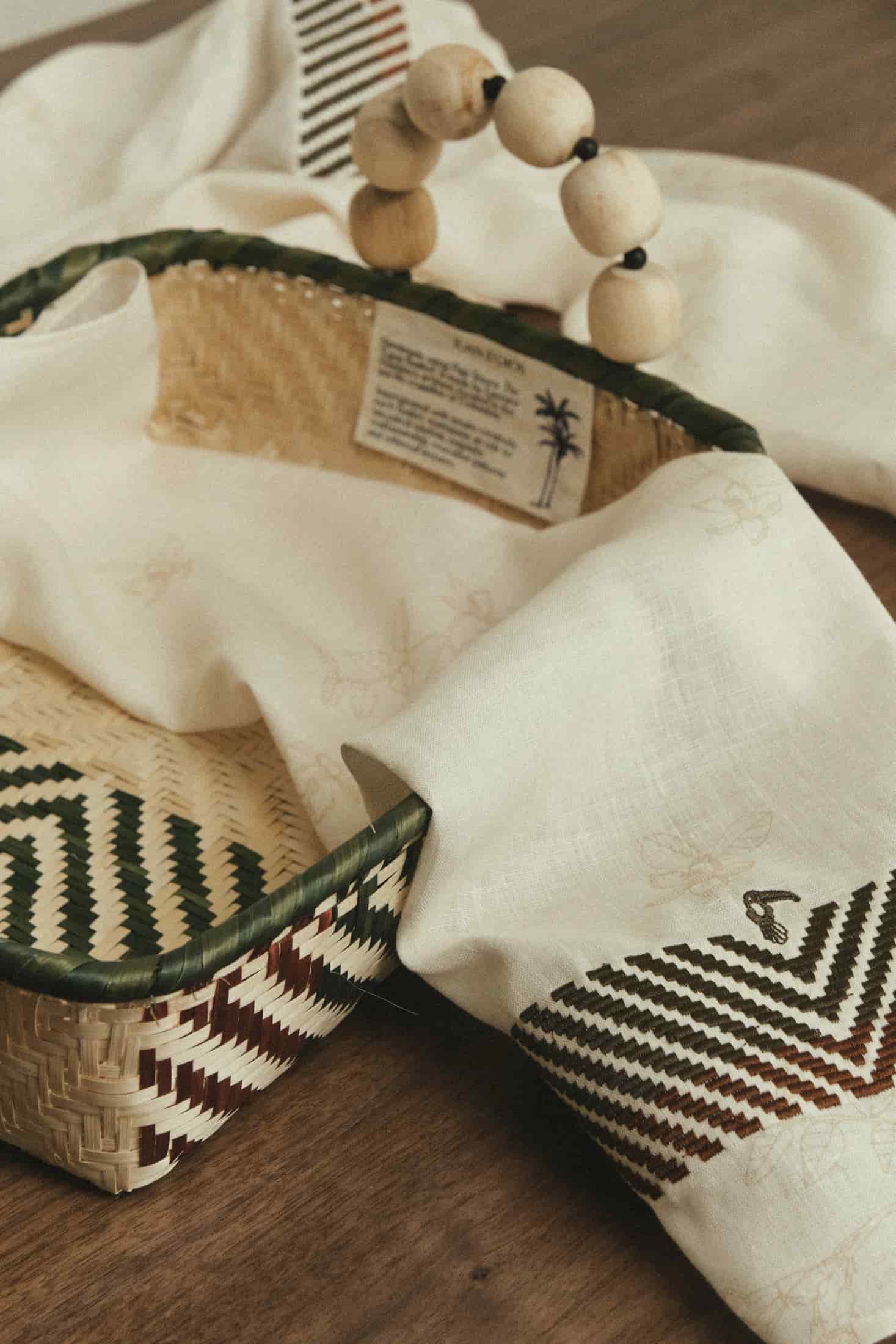Egua Embrodered Linen Towels / Set of 2 - miniatura 2