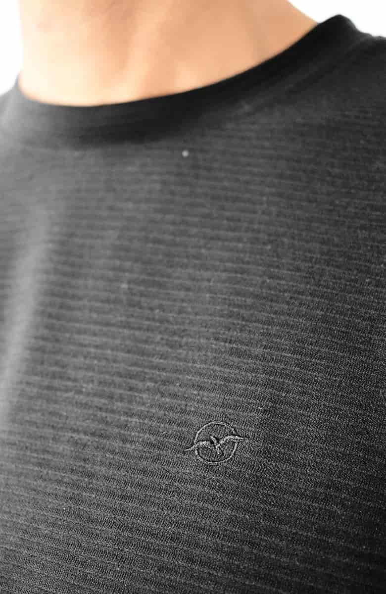 Camiseta texturizada Negra para Hombre - miniatura 4