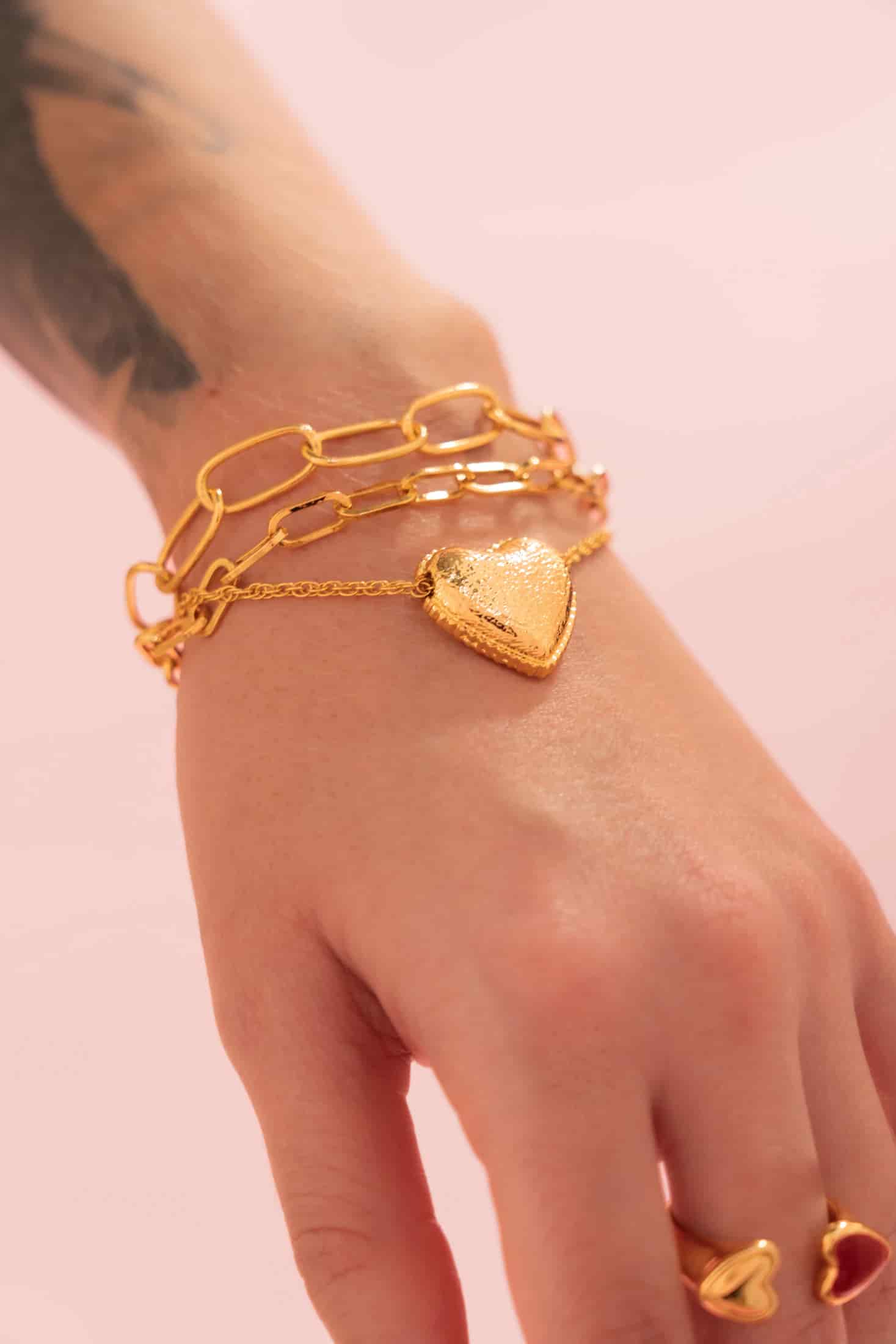 Set X3 Pulseras Corazón Textura + Aretes - miniatura 2