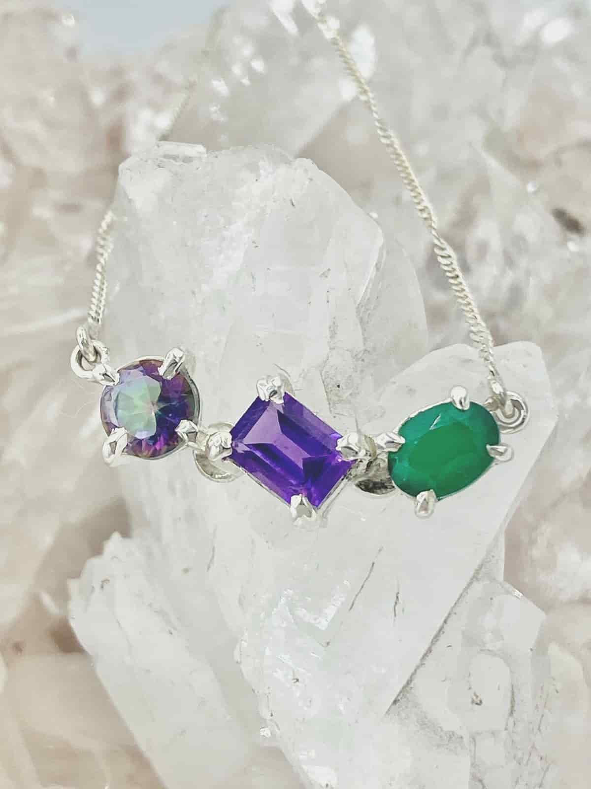 Dije colección llénate de color Topacio místico, Amatista y Ónix Verde - miniatura 1