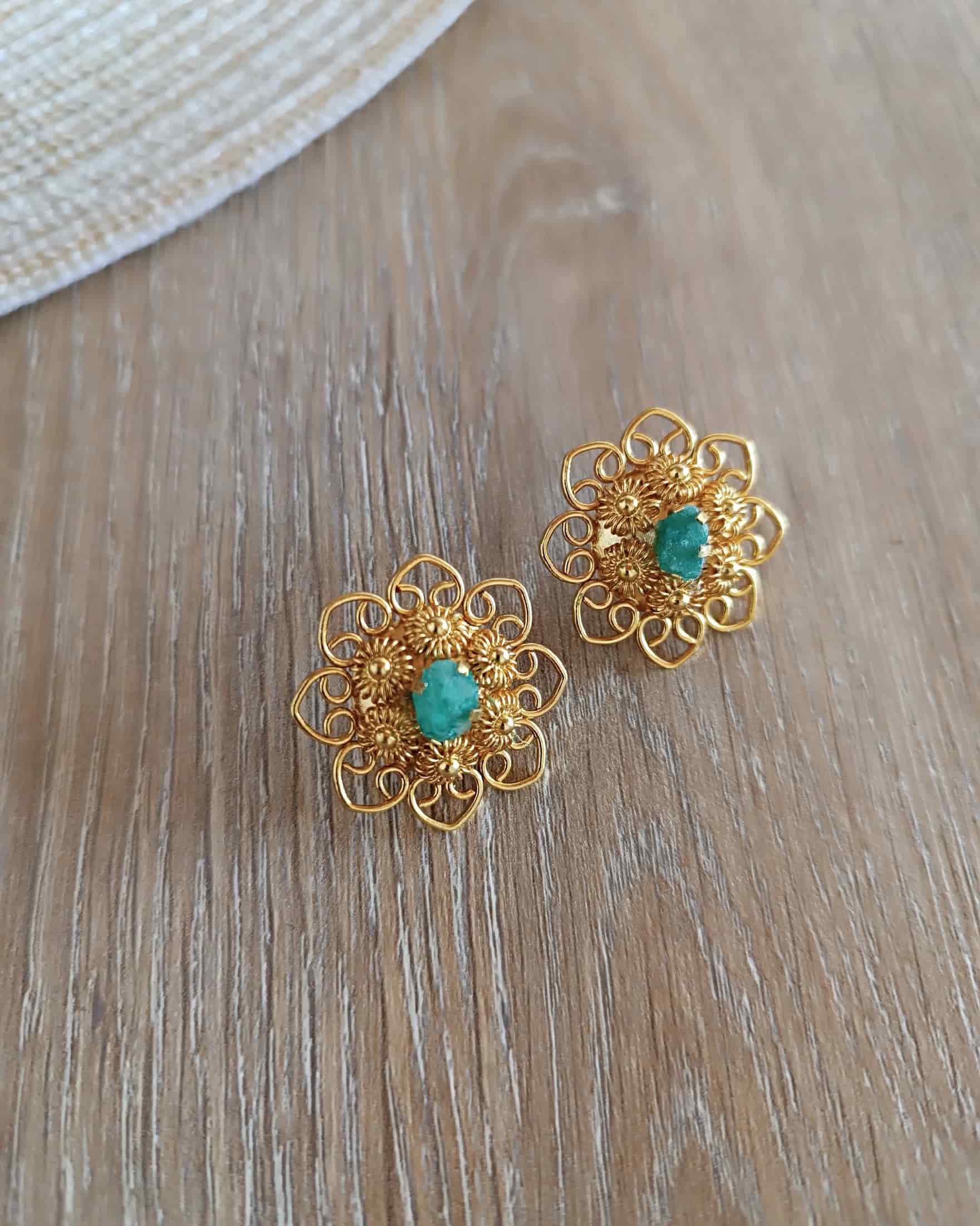 Aretes filigrana con tomatillos y esmeralda - miniatura 4