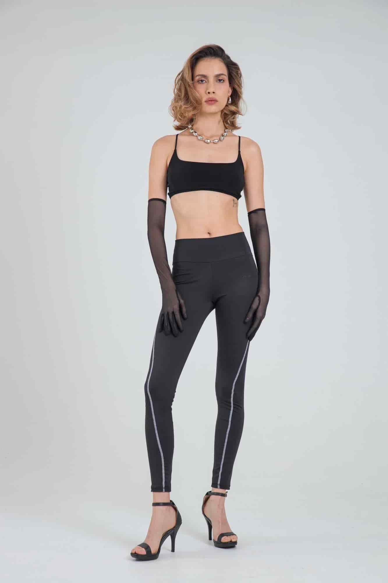 ESSENTIAL BLACK DAILY TOP - miniatura 9