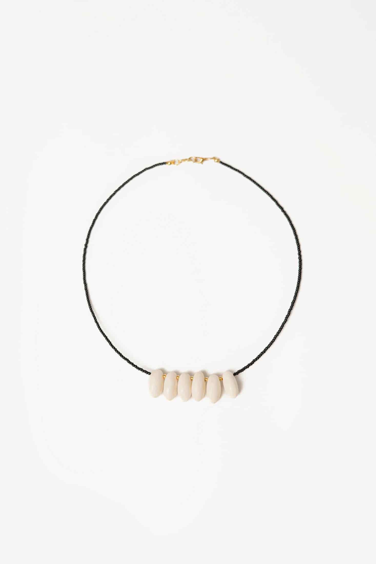 Collar Arado Frijol Blanco - miniatura 1