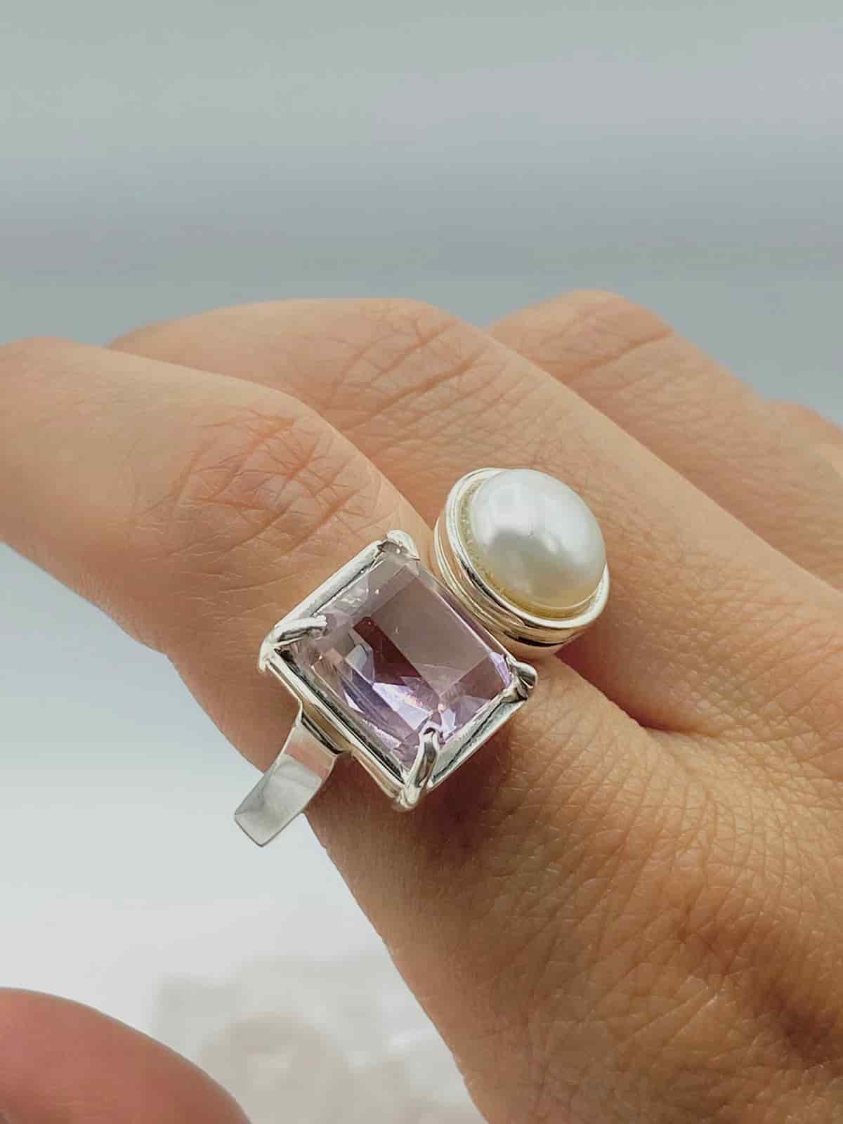 Anillo Doble Ametrino y perla Colección Armonía Dual - miniatura 2