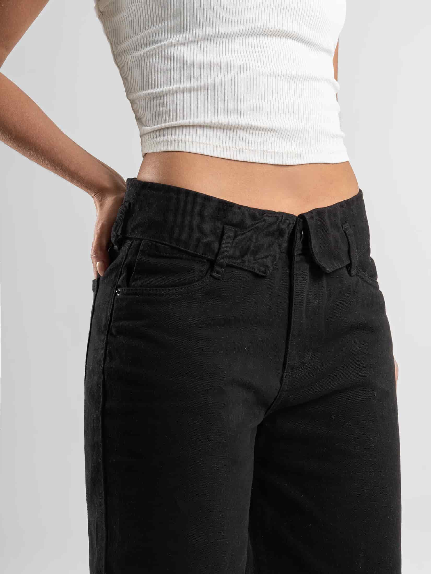 Ref: 0620631 Pantalón palazzo, rígido, detalle en pretina, tiro medio, tono negro - miniatura 2