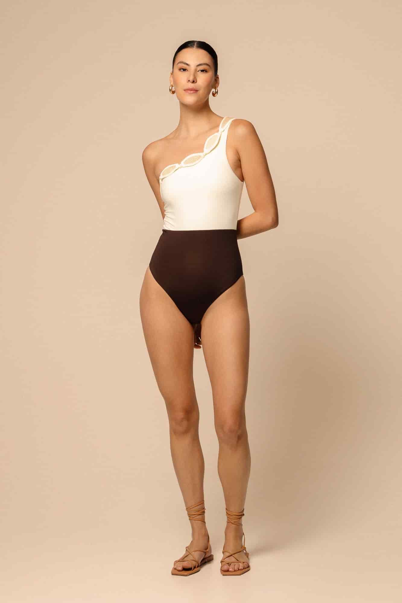 DAYANA ONE PIECE / Café Oscuro - miniatura 2