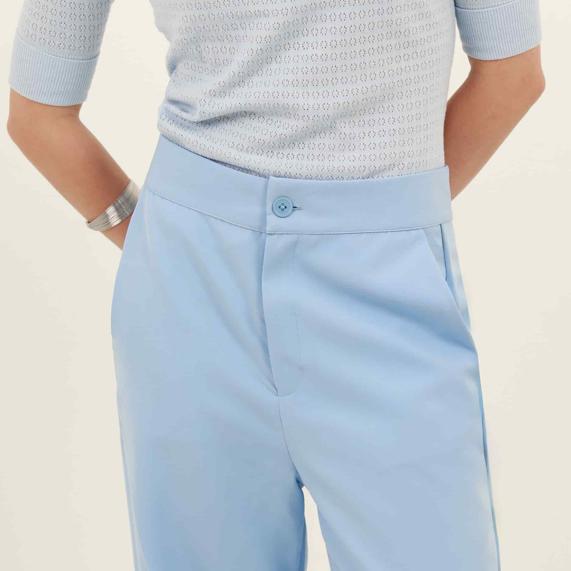Pantalón bota recta clasico con bolsillos de ribete - miniatura 2