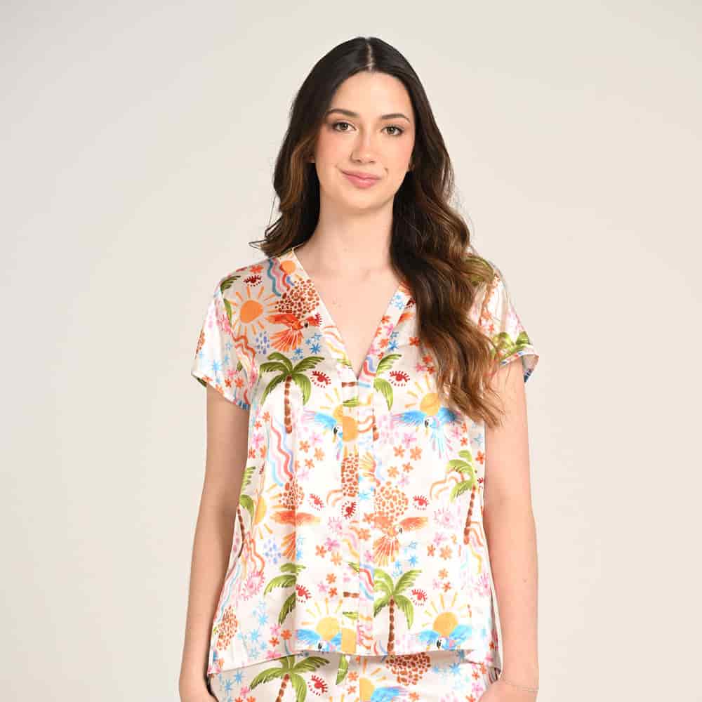 Camisa Pijama Manga Corta Satín Mujer Estampado Playa con Fondo París. - miniatura 1