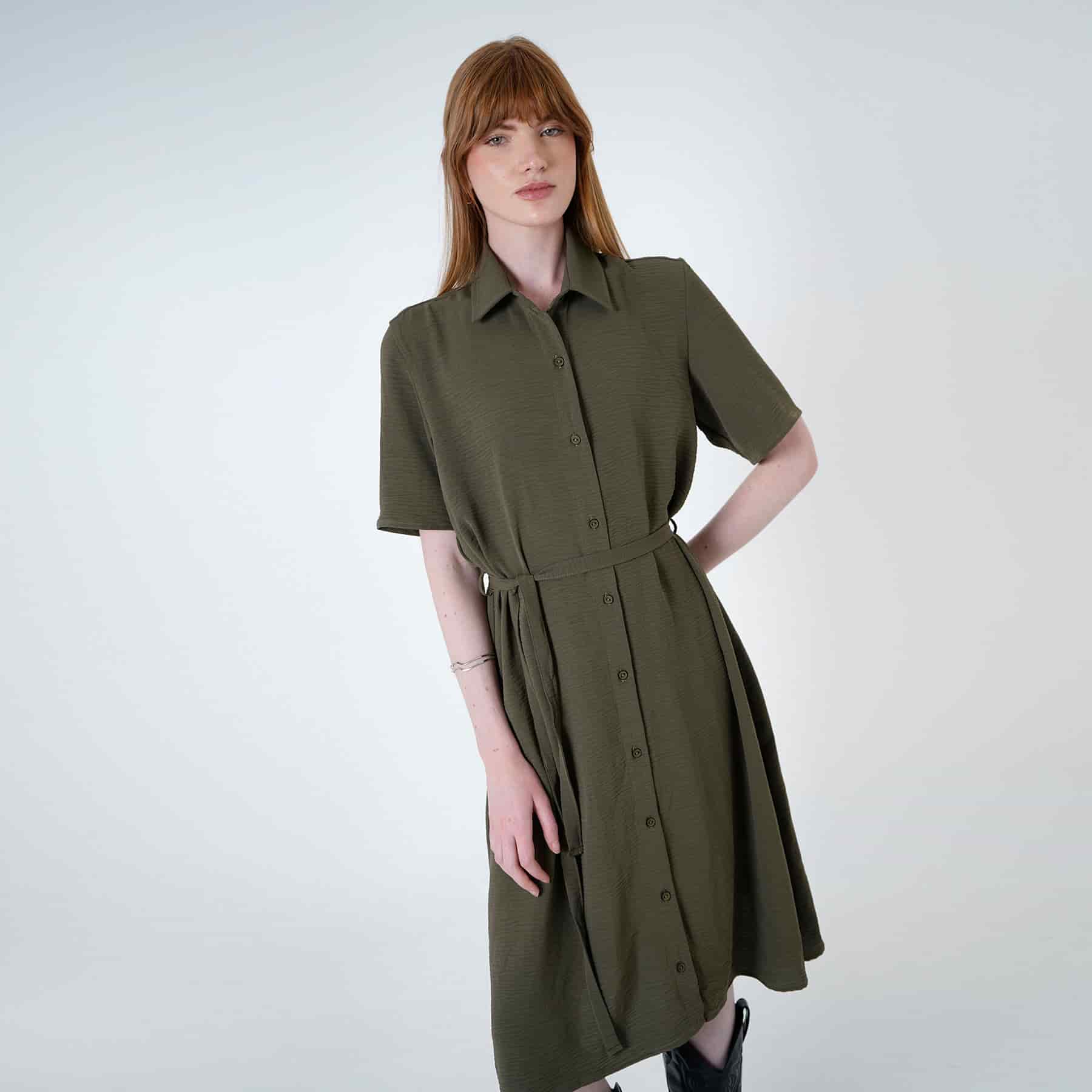 Vestido camisero midi con lazo para ajustar en cintura - miniatura 1