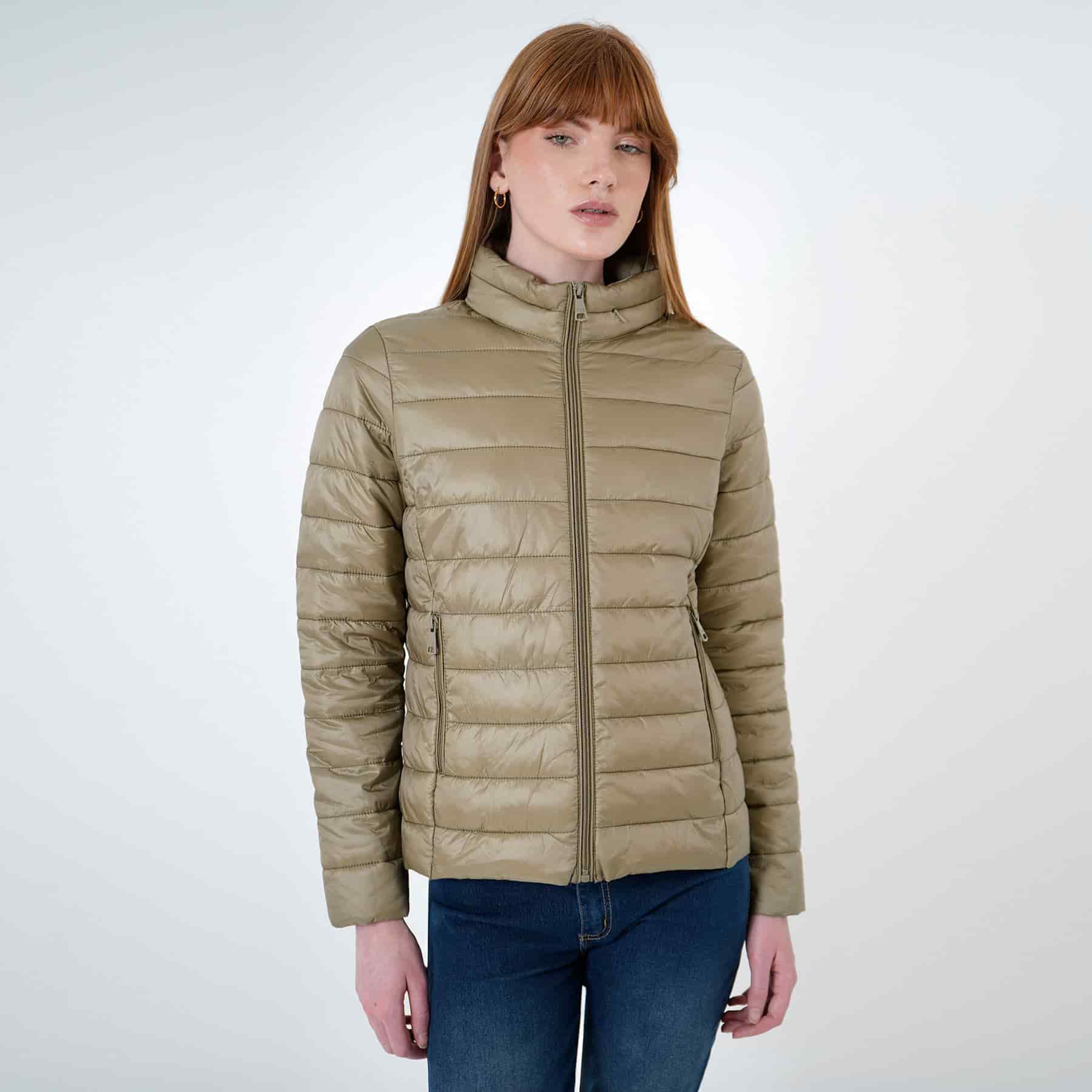 Chaqueta acolchada cuello alto con capucha interna - miniatura 39
