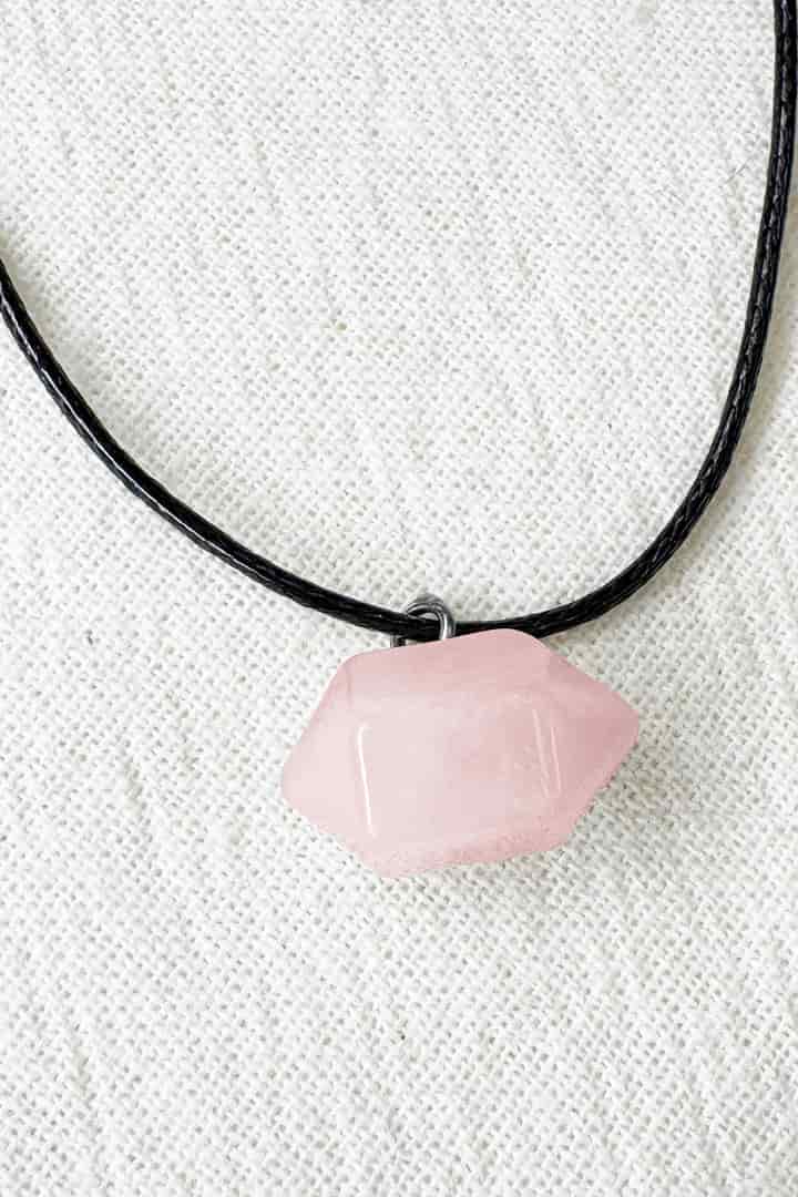 Collar cuerda cuarzo rosa hexágono - miniatura 3