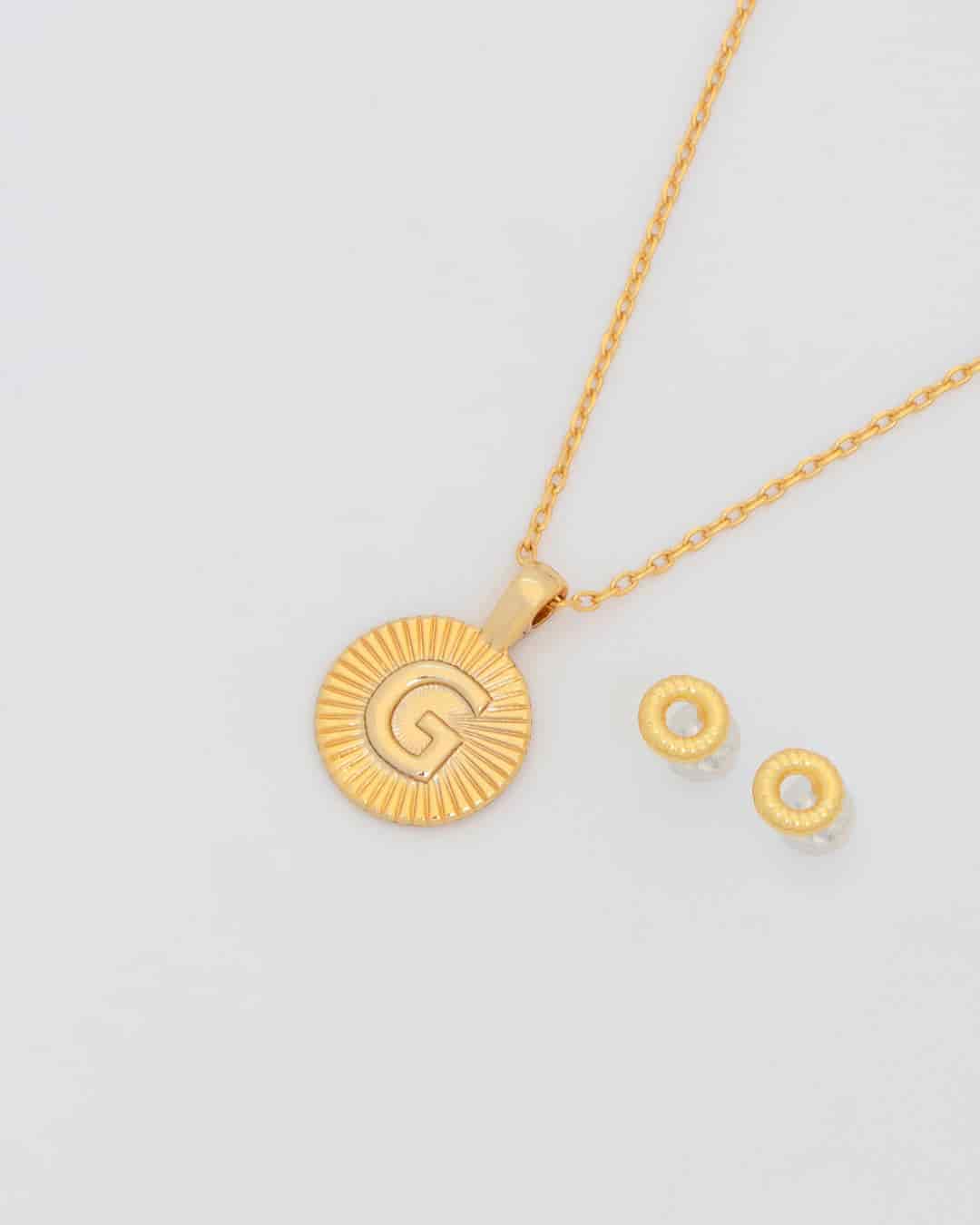 Collar Letra Destellos + Aretes - miniatura 9